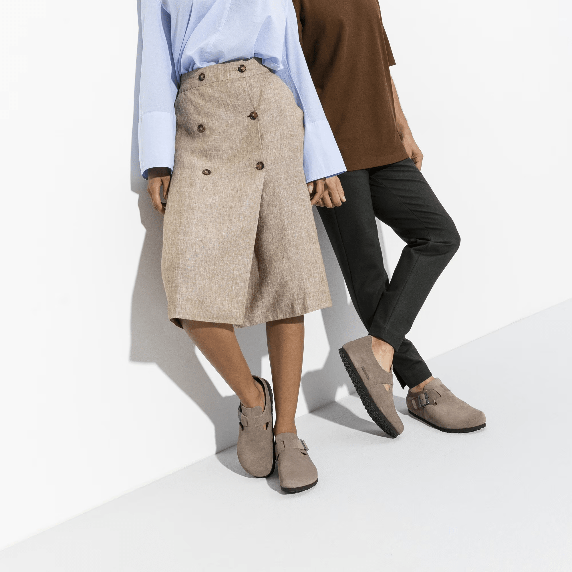 London Suede Leather in Taupe