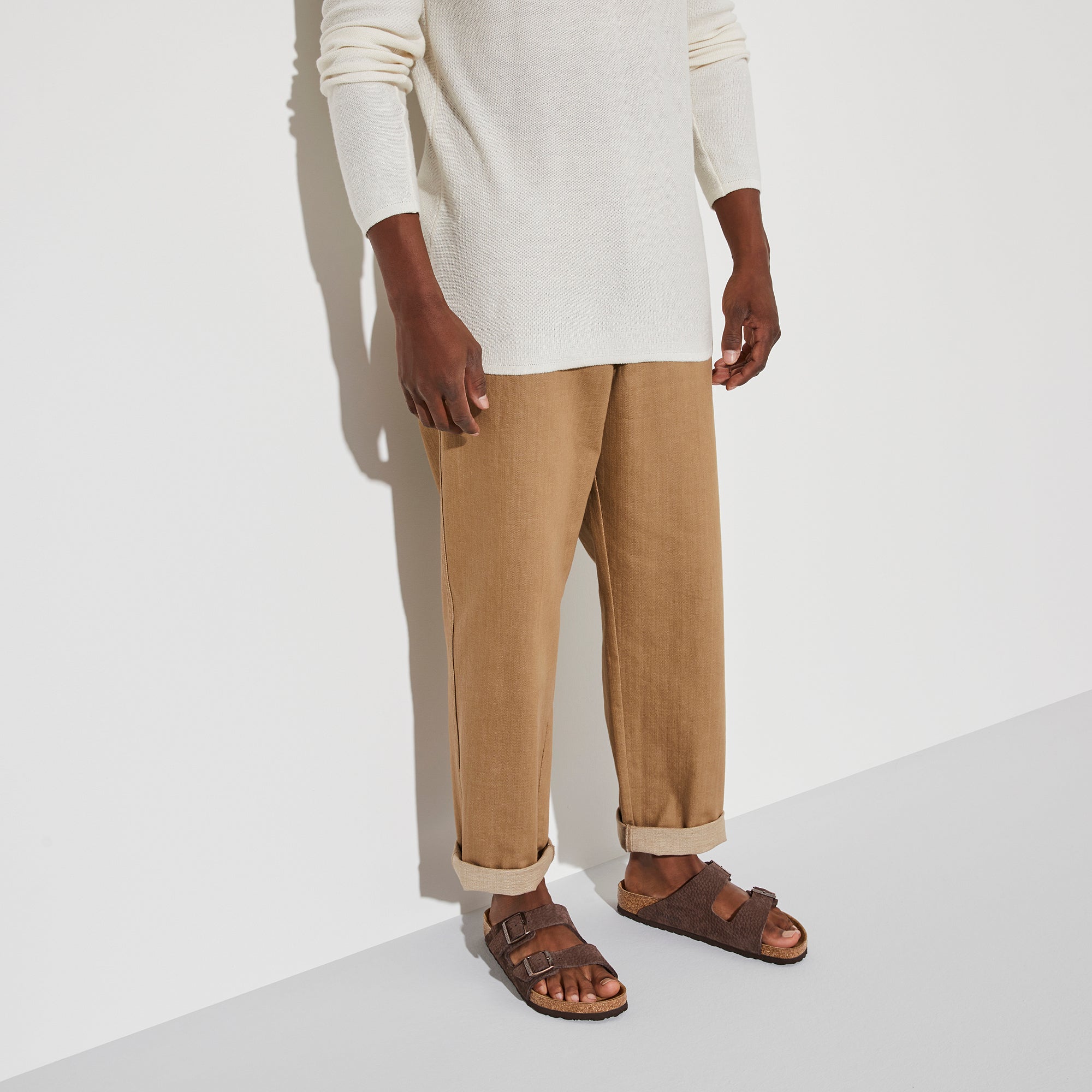 Arizona Nubuck Leather in Desert Buck Roast