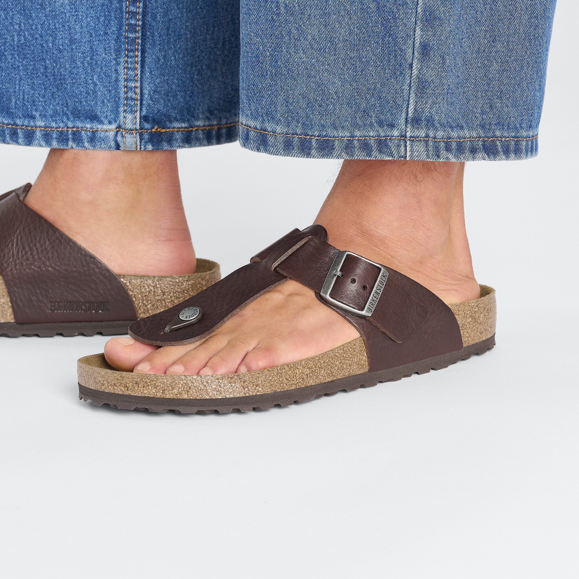 Safaga Natural Leather in Vintage Wood Roast