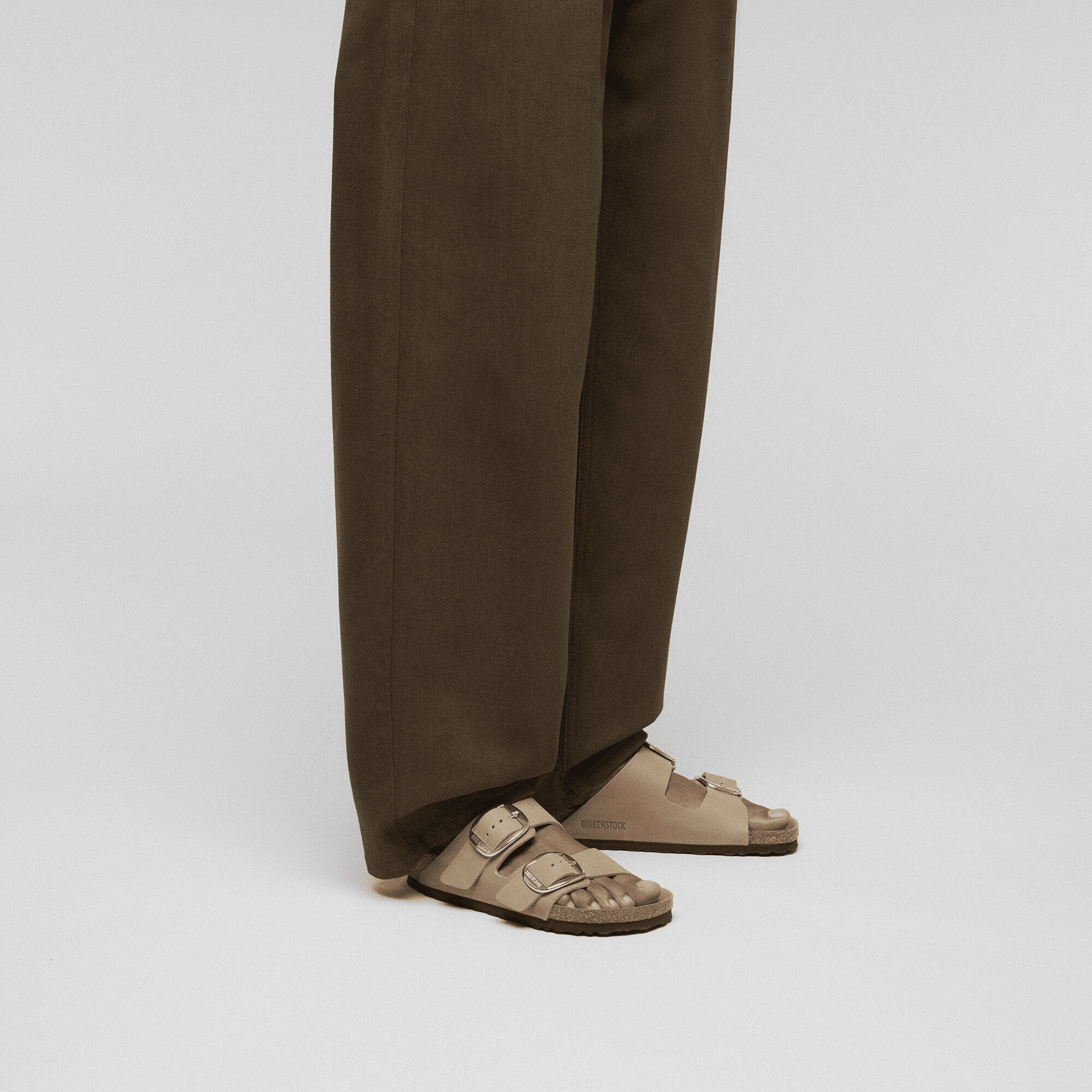 Arizona Big Buckle Oiled Leather in Tabacco Brown