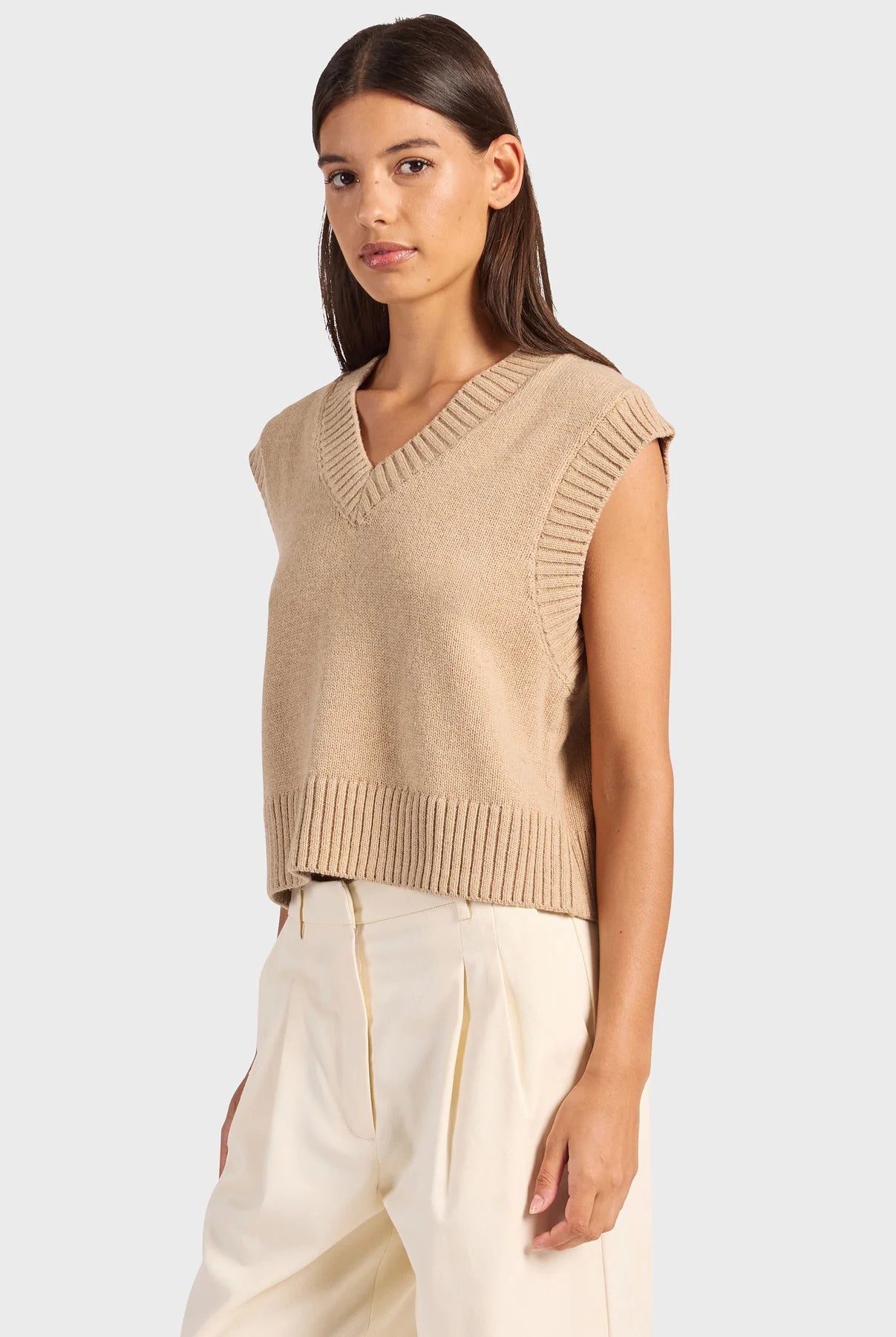 Maple Knit Vest in Otter Tan