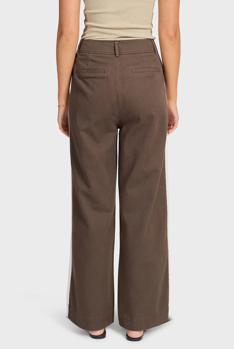 Mindi Twill Pant in Mahogany/Off White - Milu James St
