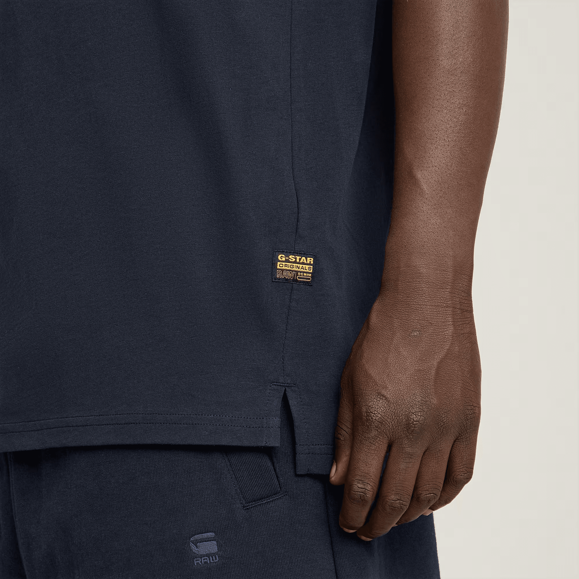 Nifous T-Shirt in Salute