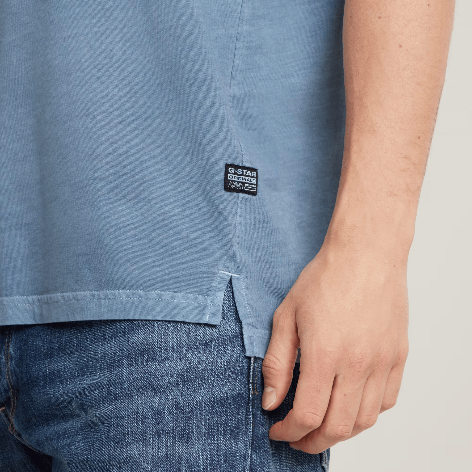 Nifous T-Shirt in Avio Gd - Milu James St