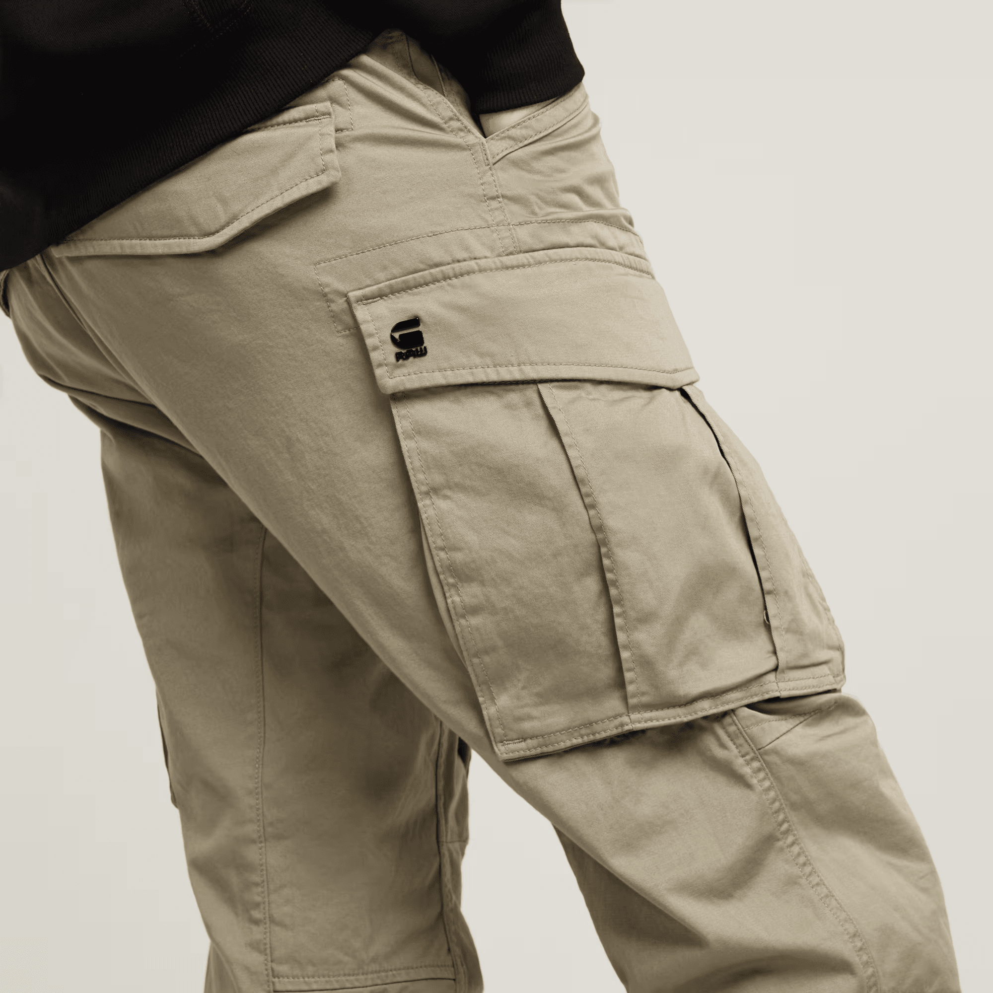 Rovic Zip 3D Regular Tapered Pants in Dune