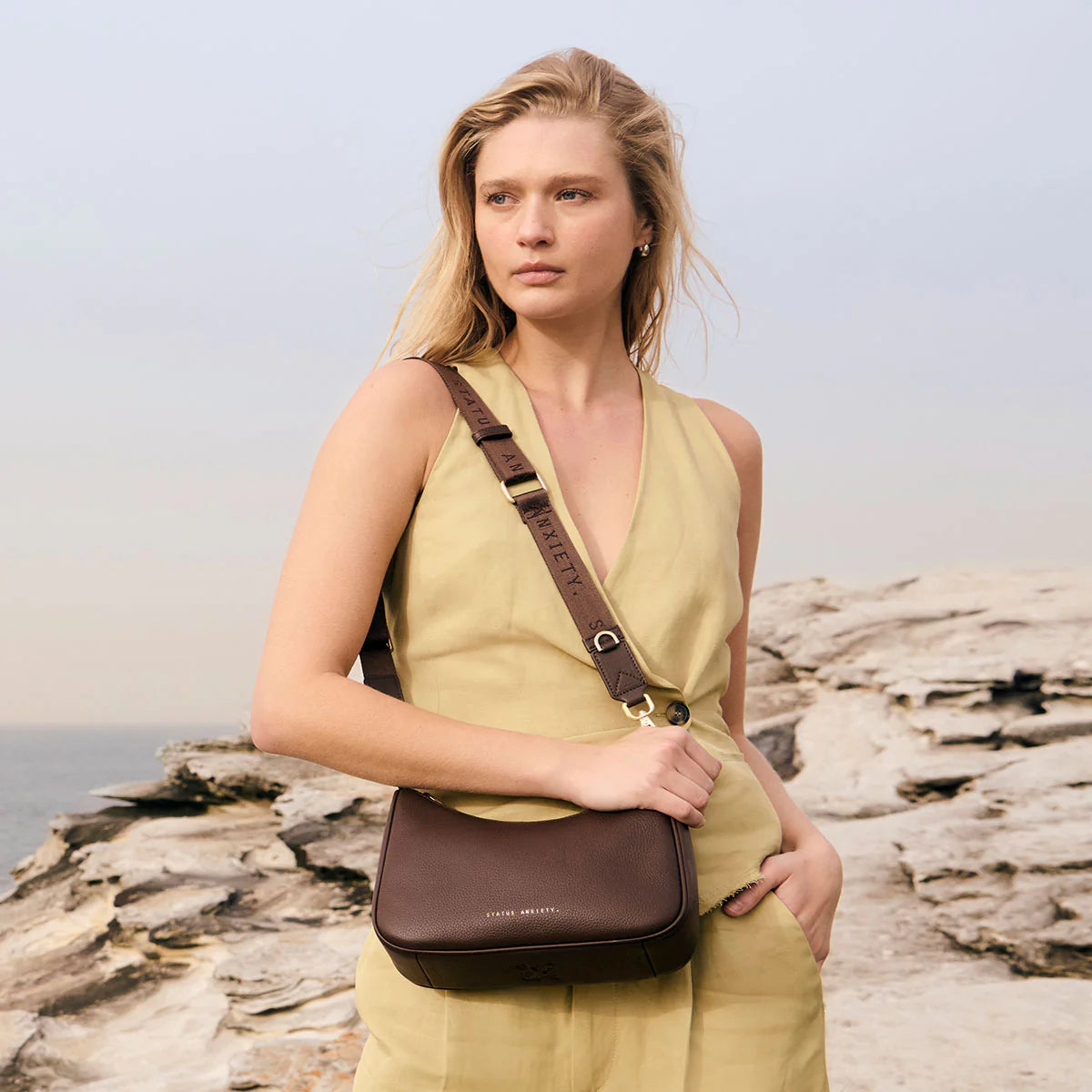 Look Both Ways Bag in Cocoa/Brushed Gold - Milu James St