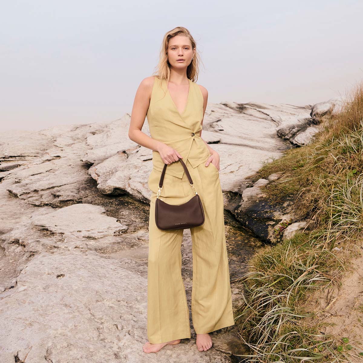 Look Both Ways Bag in Cocoa/Brushed Gold - Milu James St