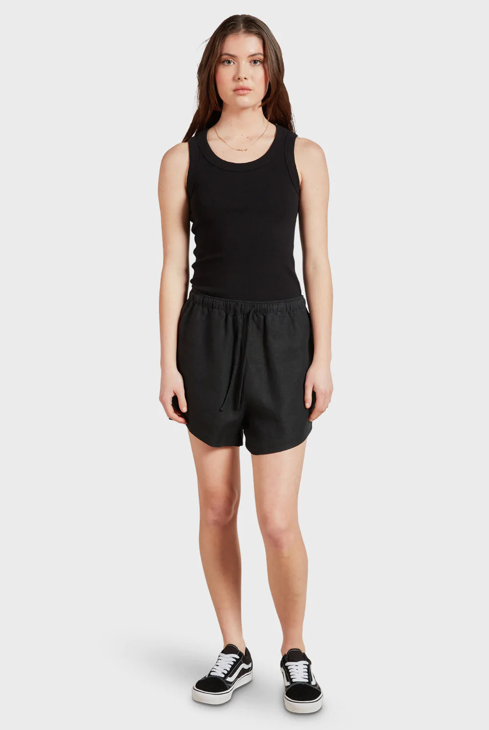 (W) Essential Rib Tank in Black