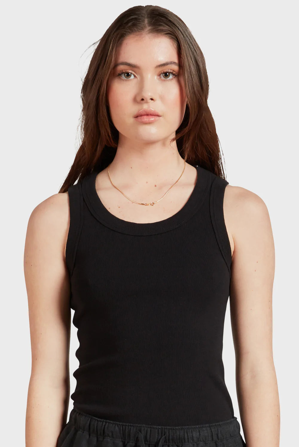 (W) Essential Rib Tank in Black