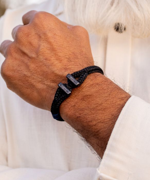 Icy Ike (Black Black) - Milu James St