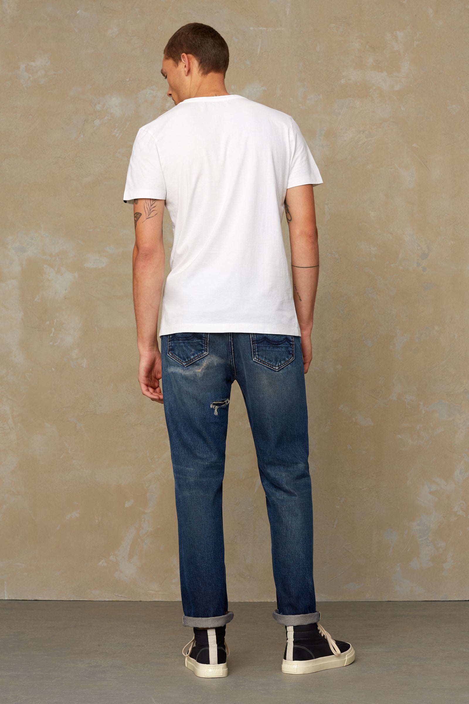 Darius Carp Tee in White