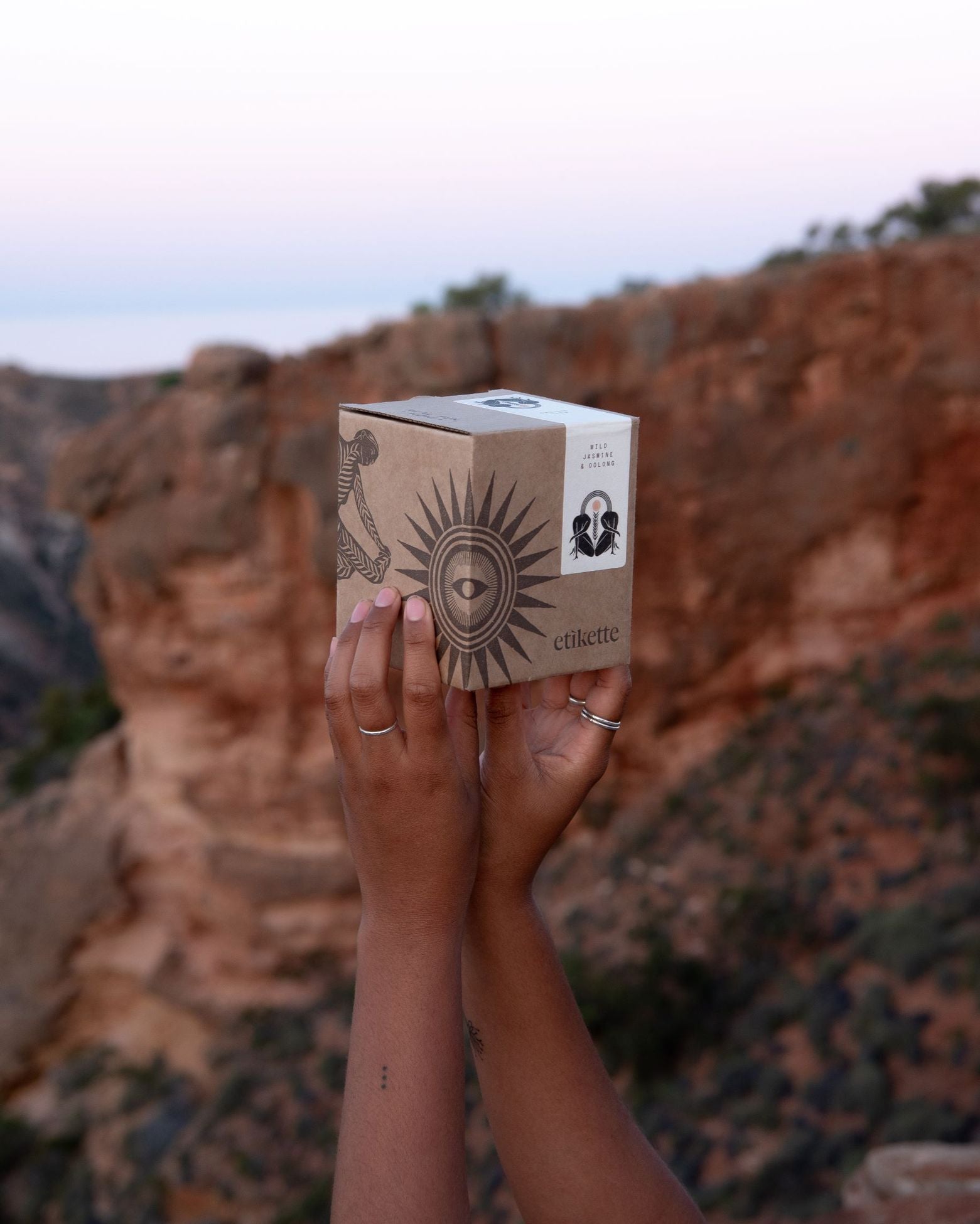 Soul Sisters Soy Candle in Wild Jasmine & Oolong