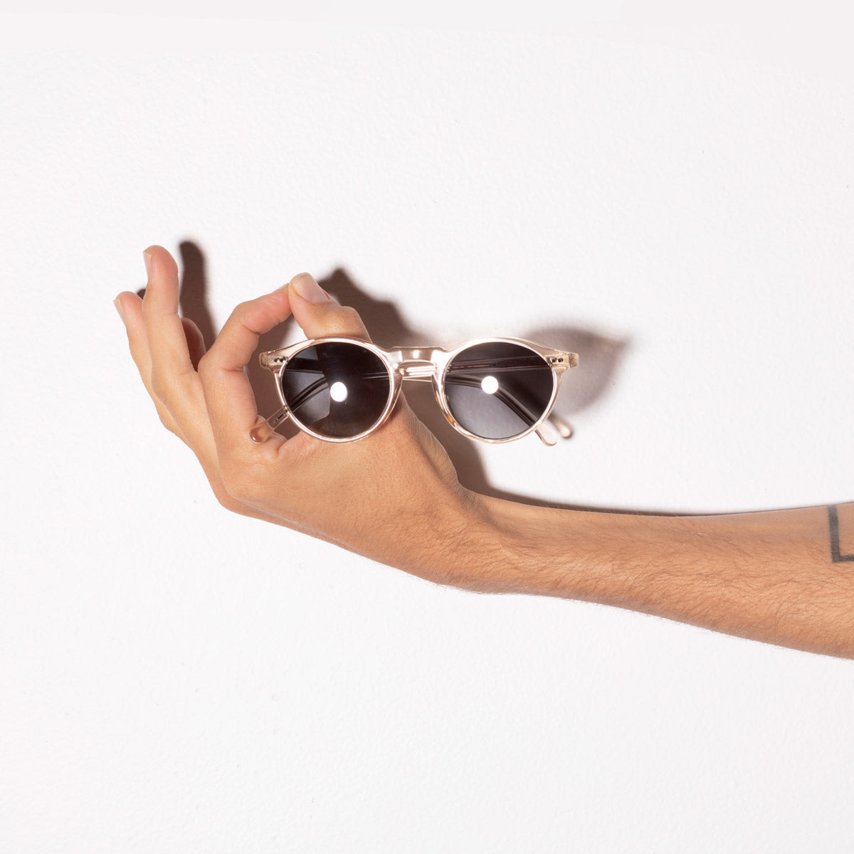 Ascetic Sunglasses in Blonde