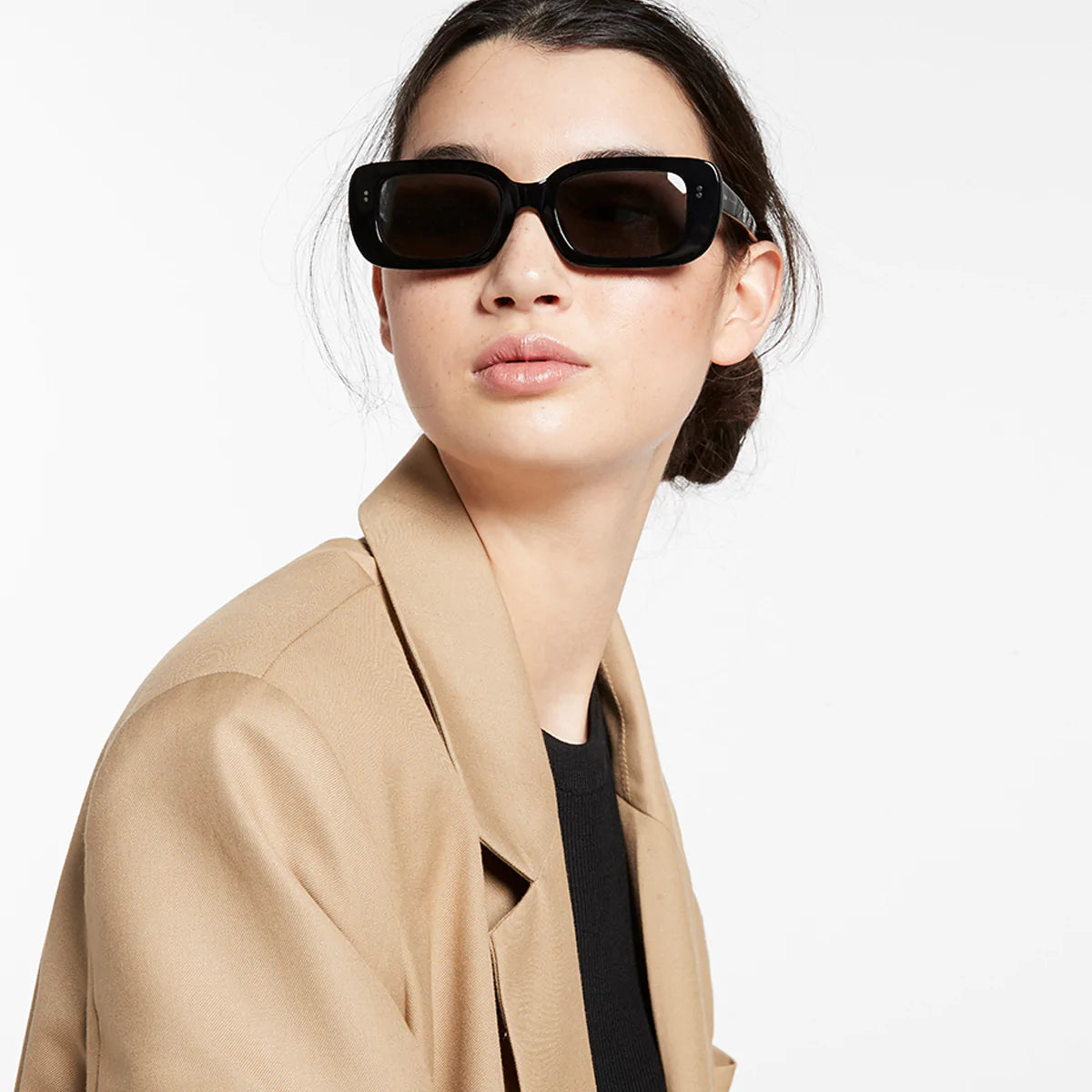 Solitary Sunglasses in Black