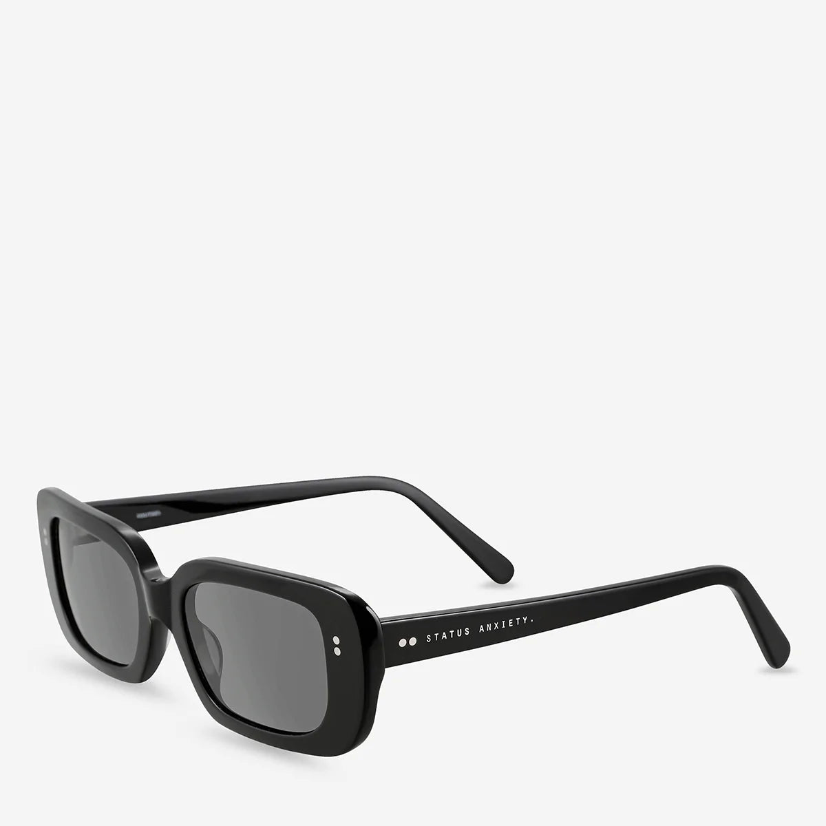 Solitary Sunglasses in Black