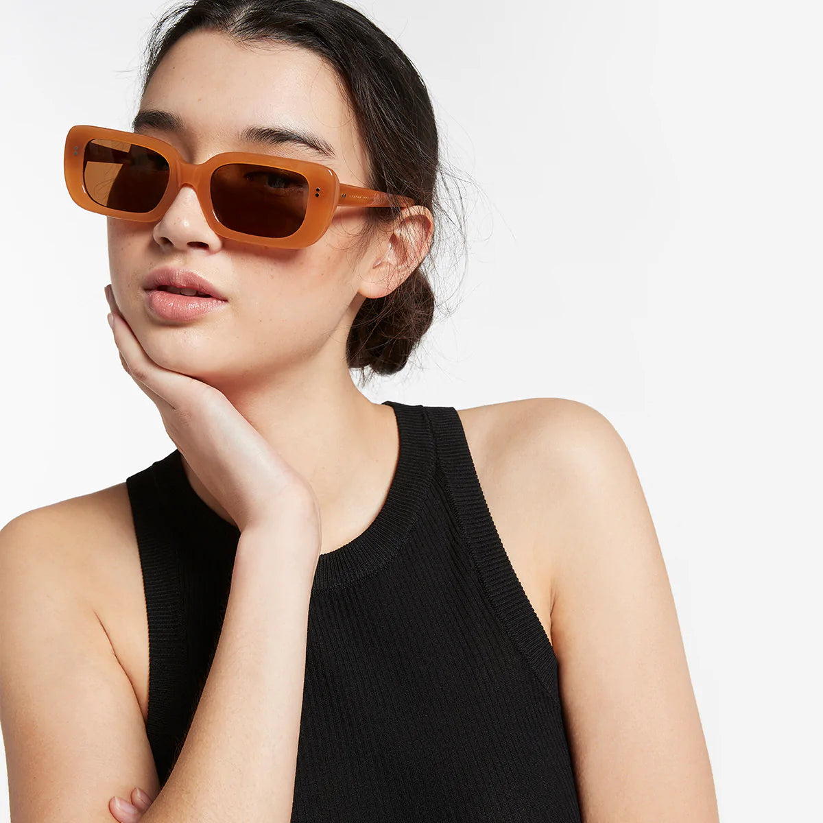 Solitary Sunglasses in Honey