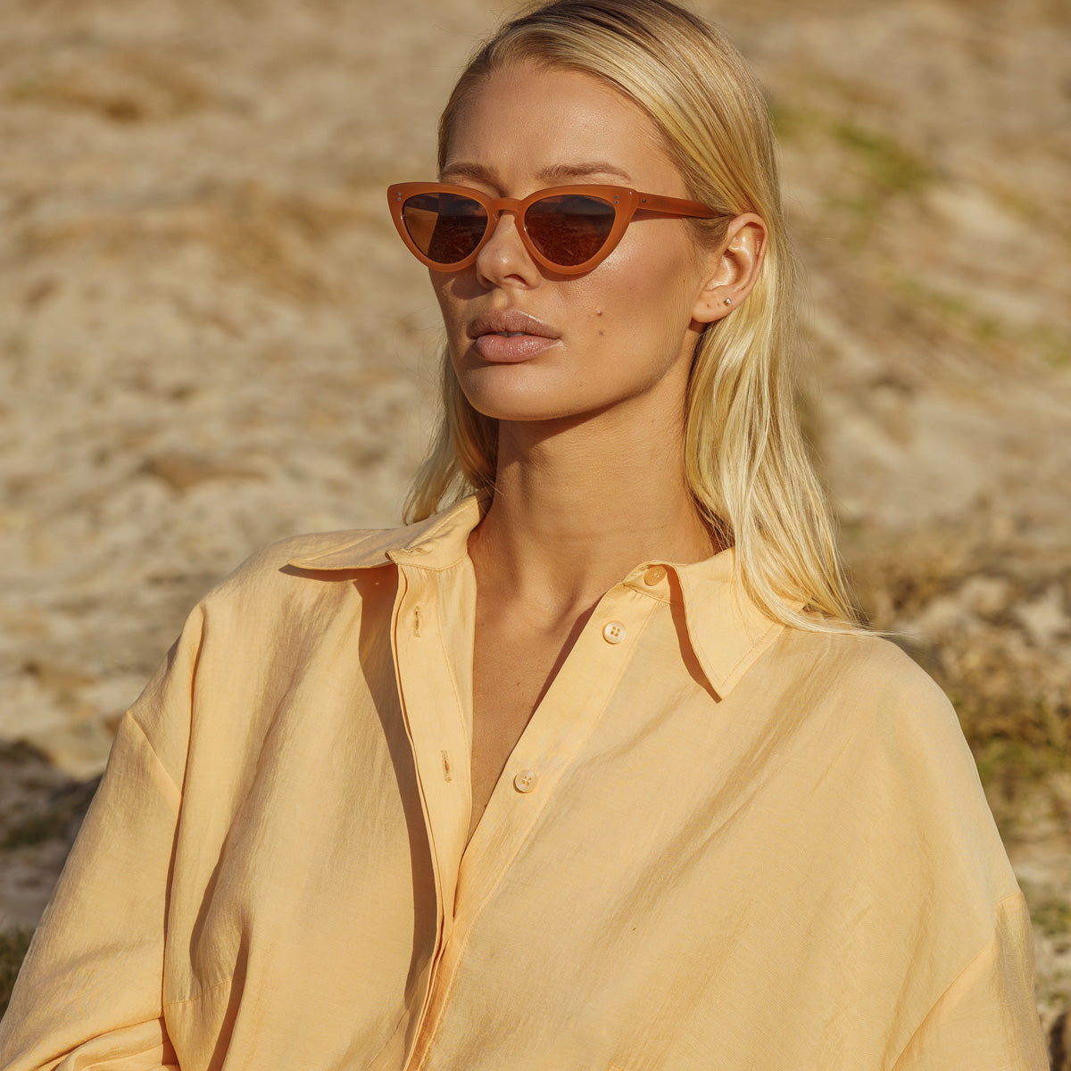 Villain Sunglasses in Honey