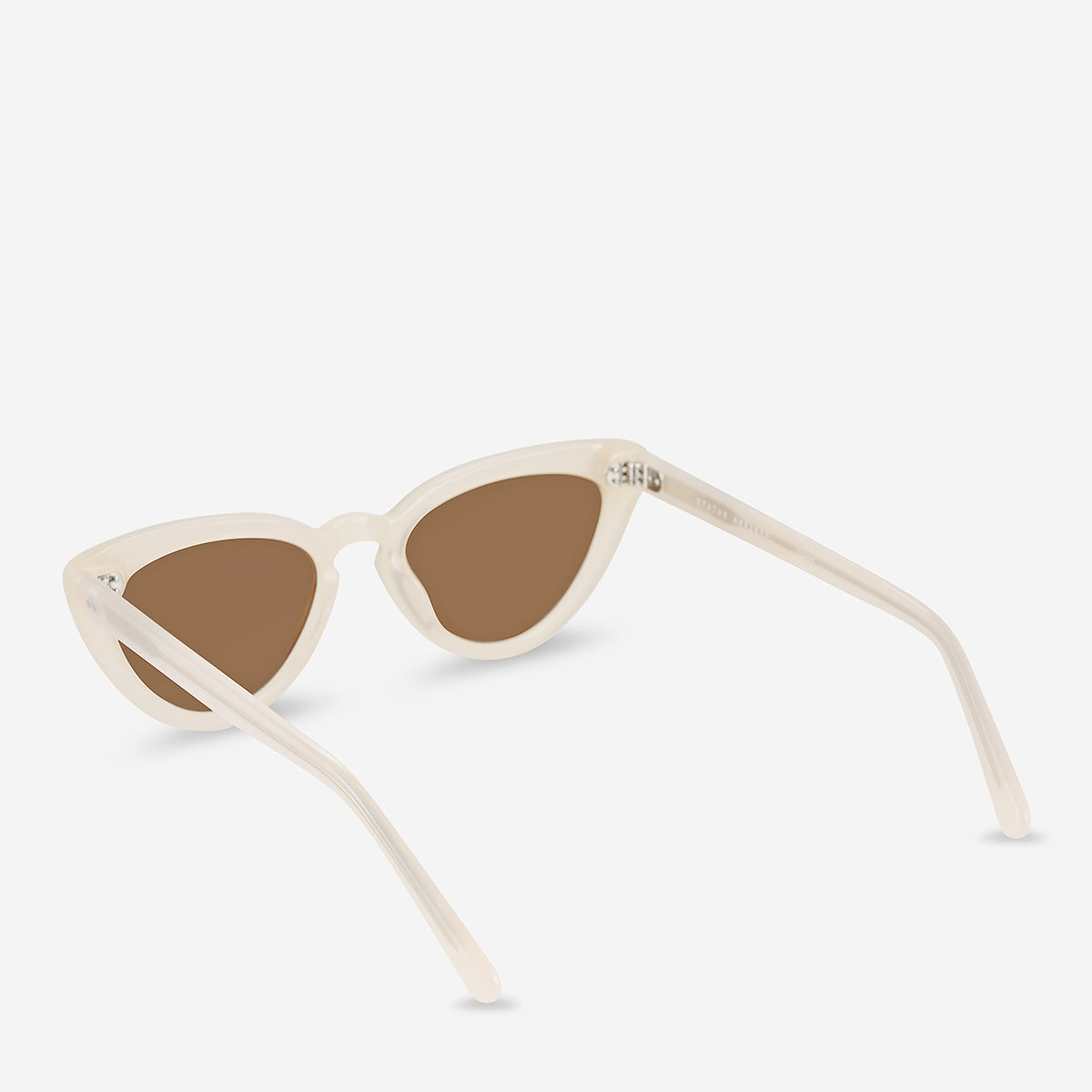 Villain Sunglasses in Nude