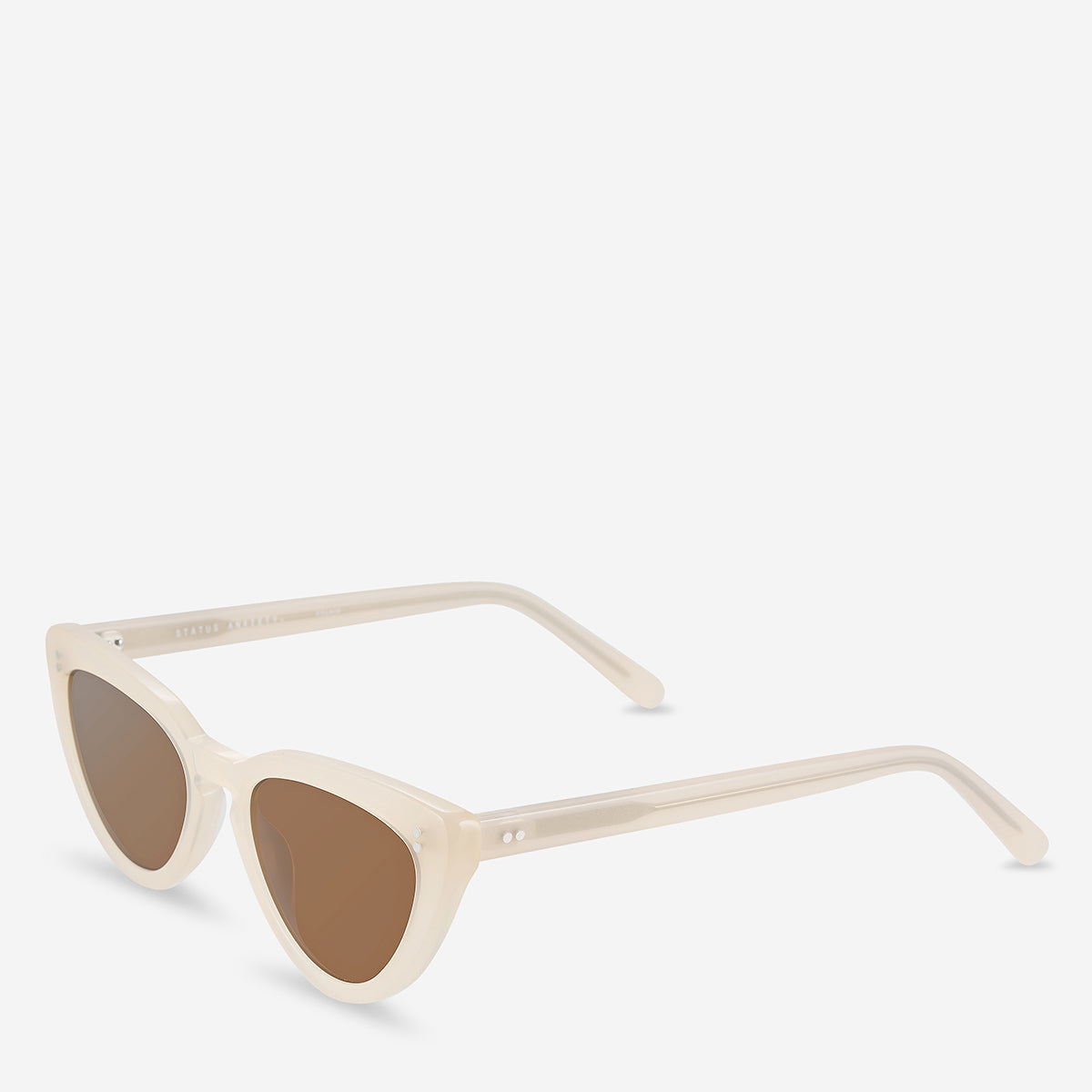 Villain Sunglasses in Nude