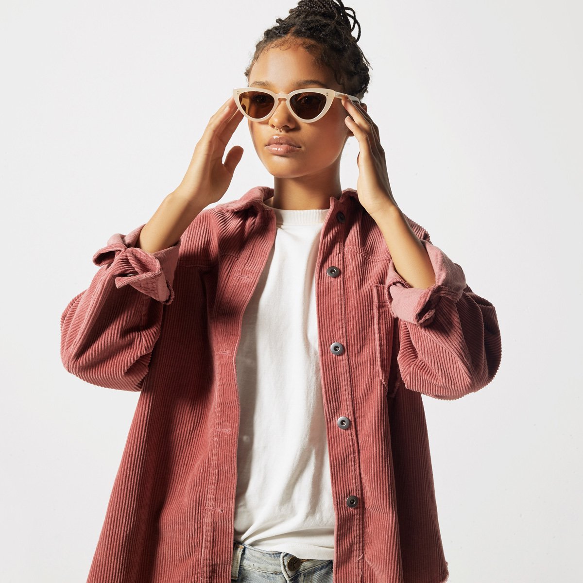 Villain Sunglasses in Nude