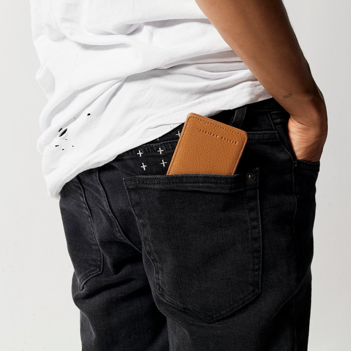 Flip Leather Wallet in Tan