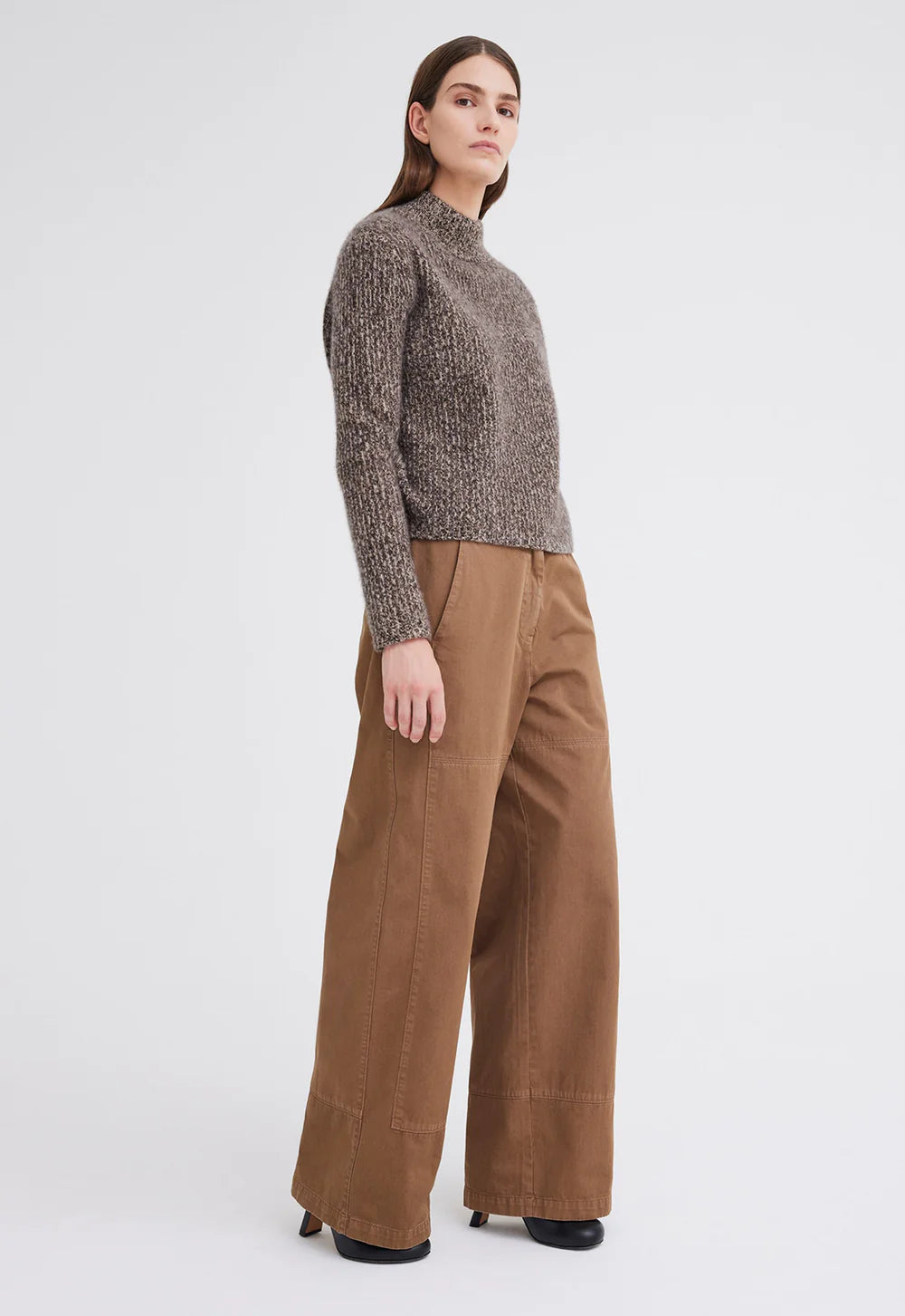 Lanny Cashmere Sweater in Volcanic / Flaxen / Camel