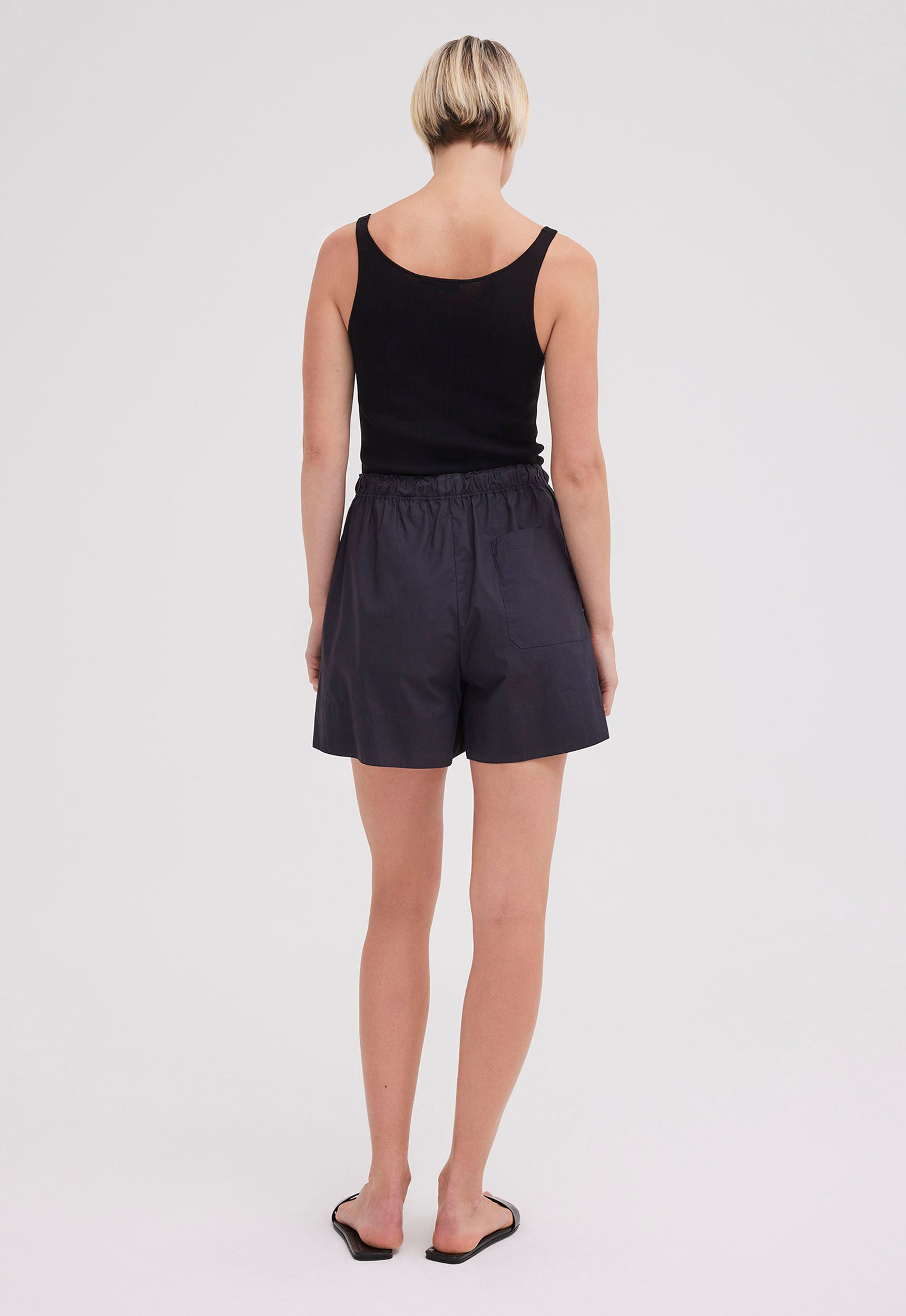 Mira Cotton Short in Black