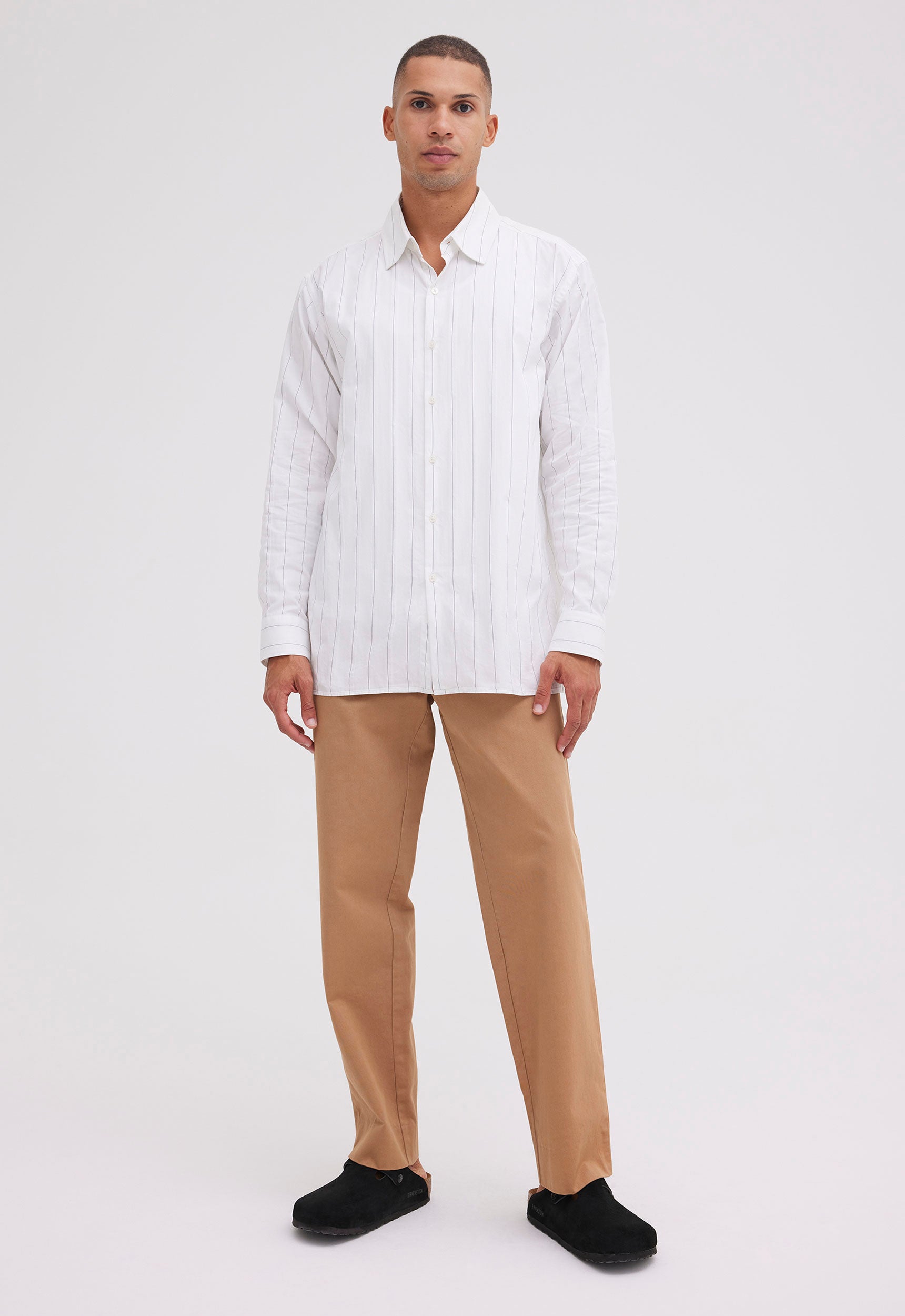 Doran Shirt in White/Navy Stripe