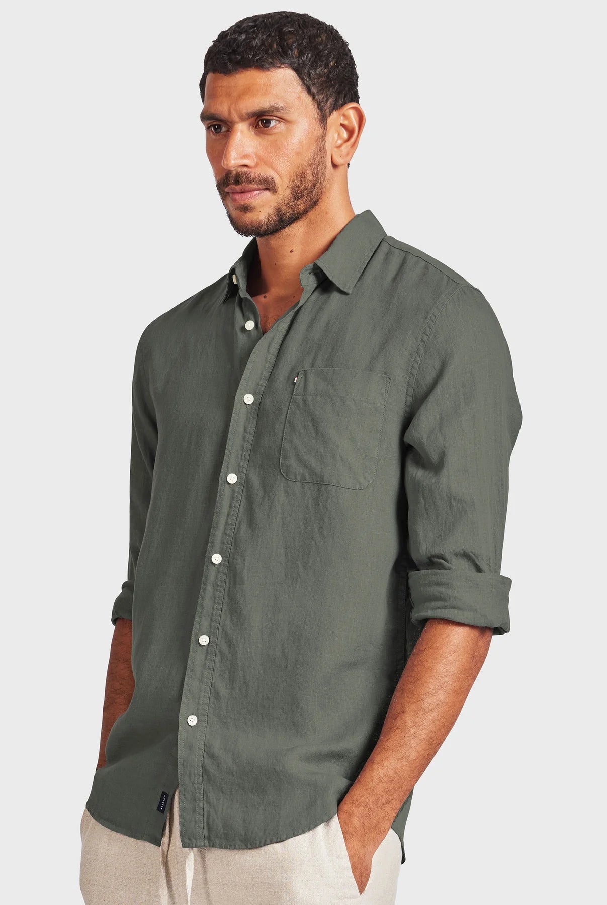 Hampton Linen Shirt in Smoke Pine