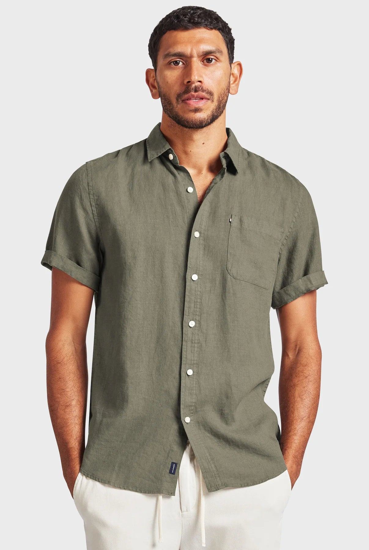 Hampton Linen Short Sleeve Shirt in Smoke Pine