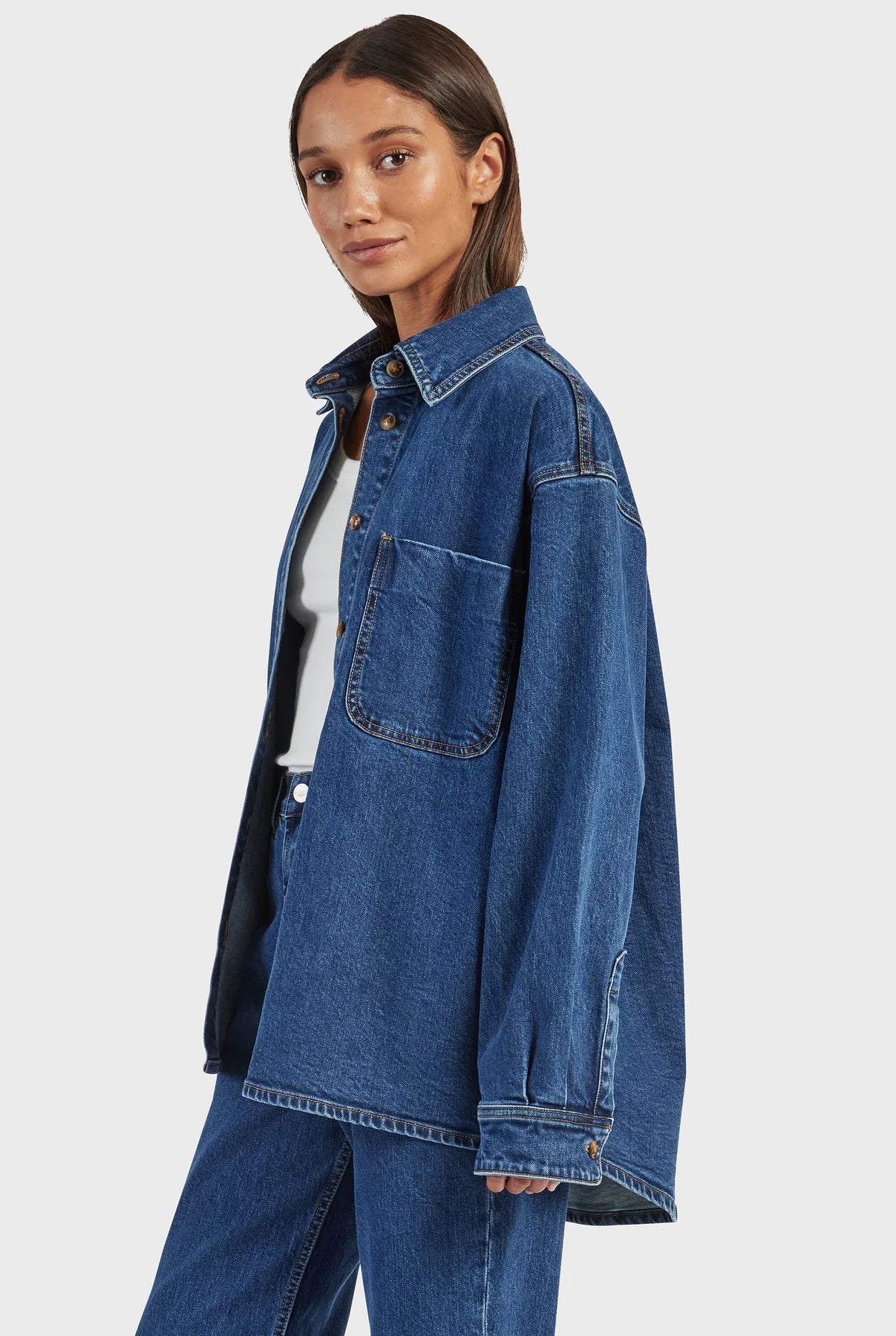 (W) Hayworth Denim Overshirt in Mid Wash