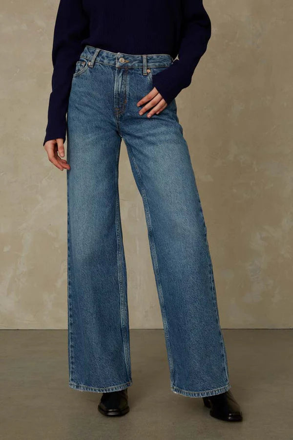 Jane Jeans in Eco Recycled Blue Used