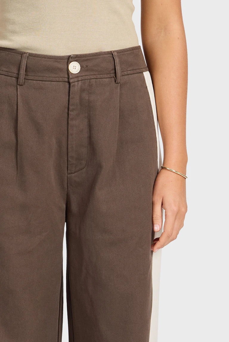 Mindi Twill Pant in Mahogany/Off White - Milu James St