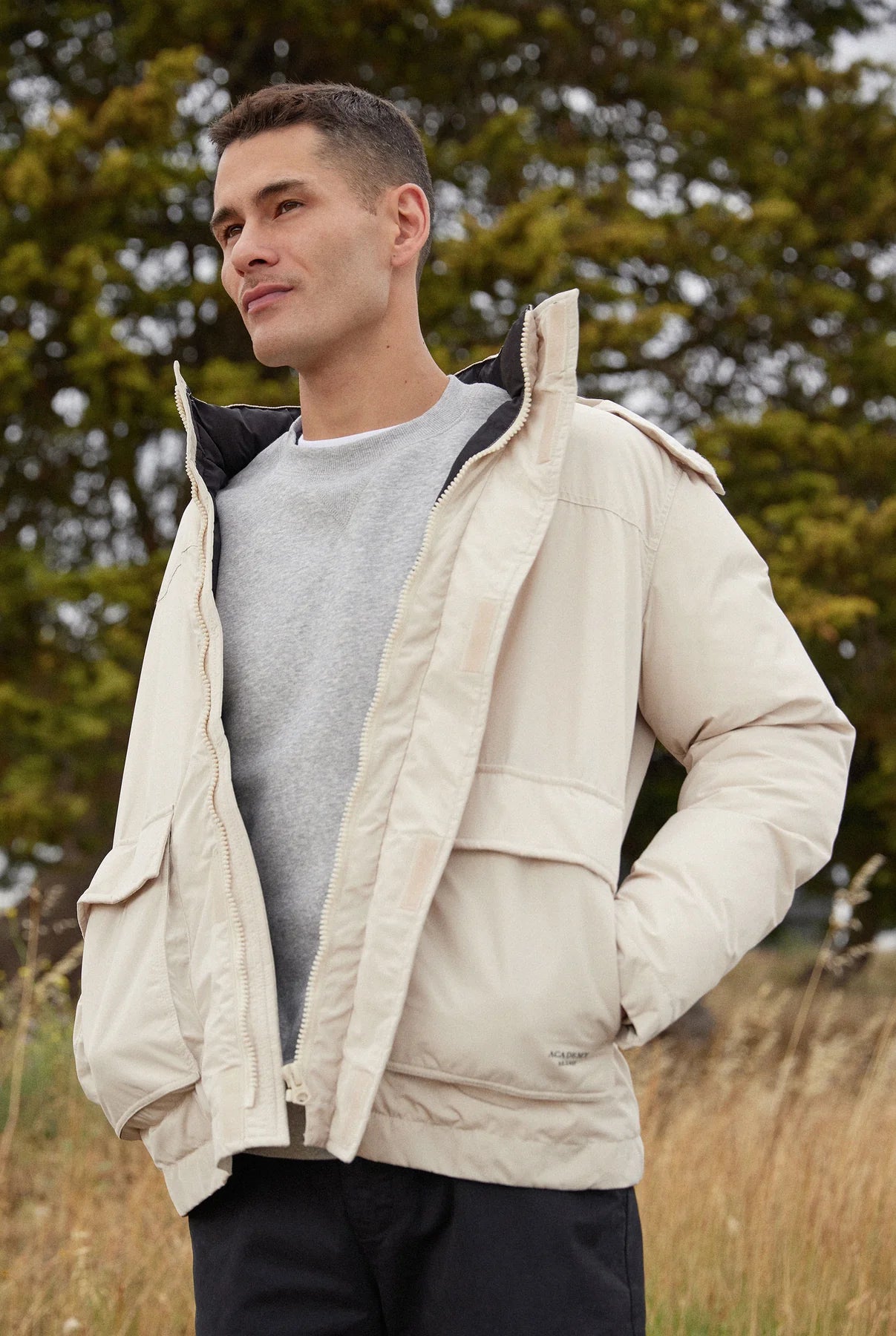 Oregon Puffer Jacket in Macadamia