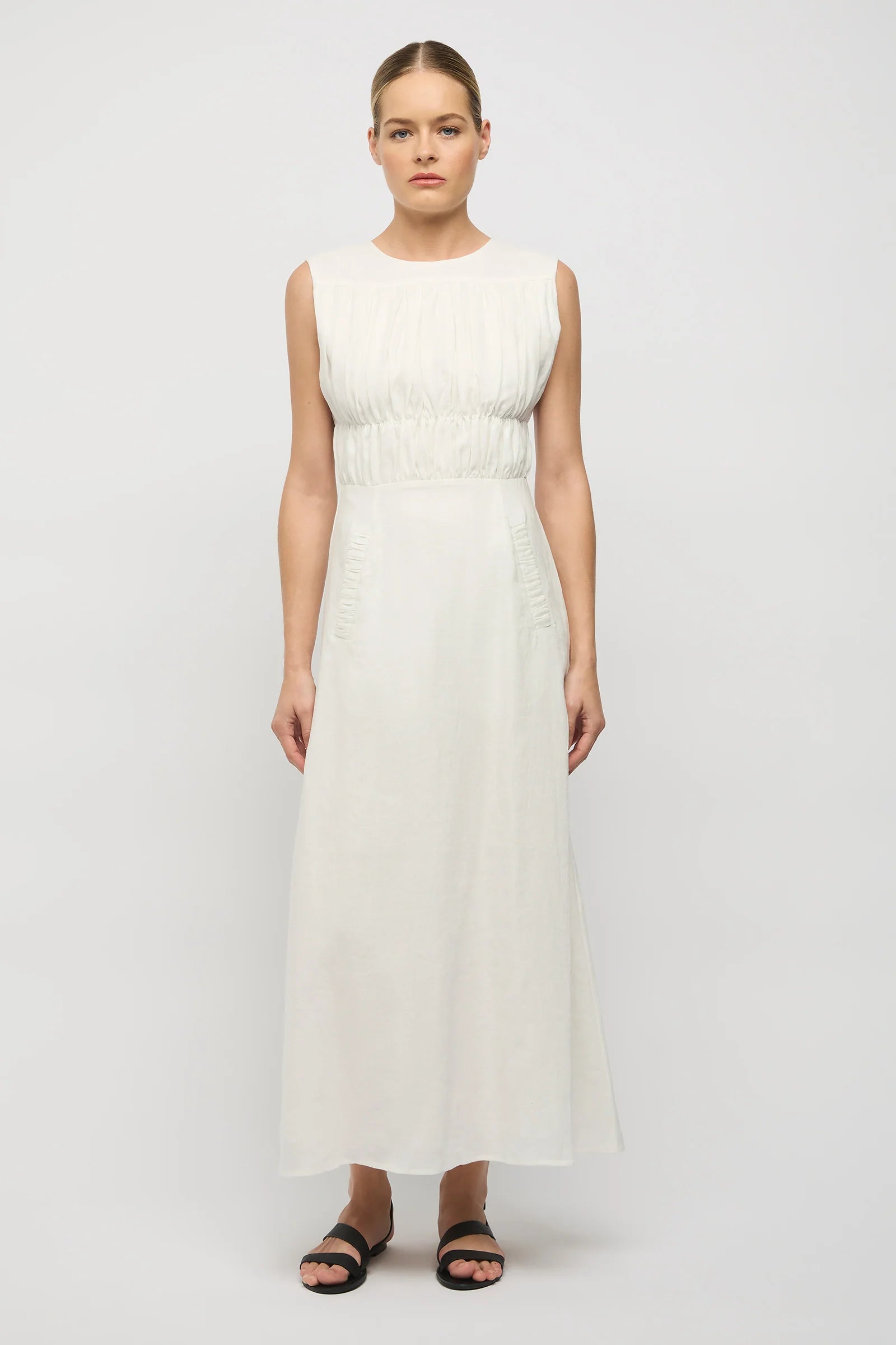 Lilibert Linen Dress in White