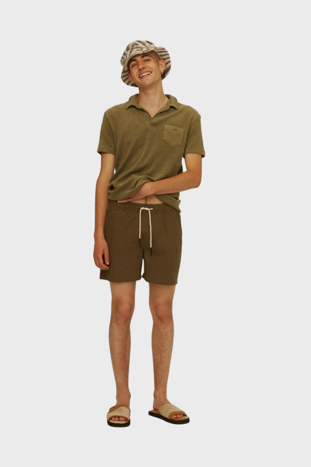Linen Shorts in Army