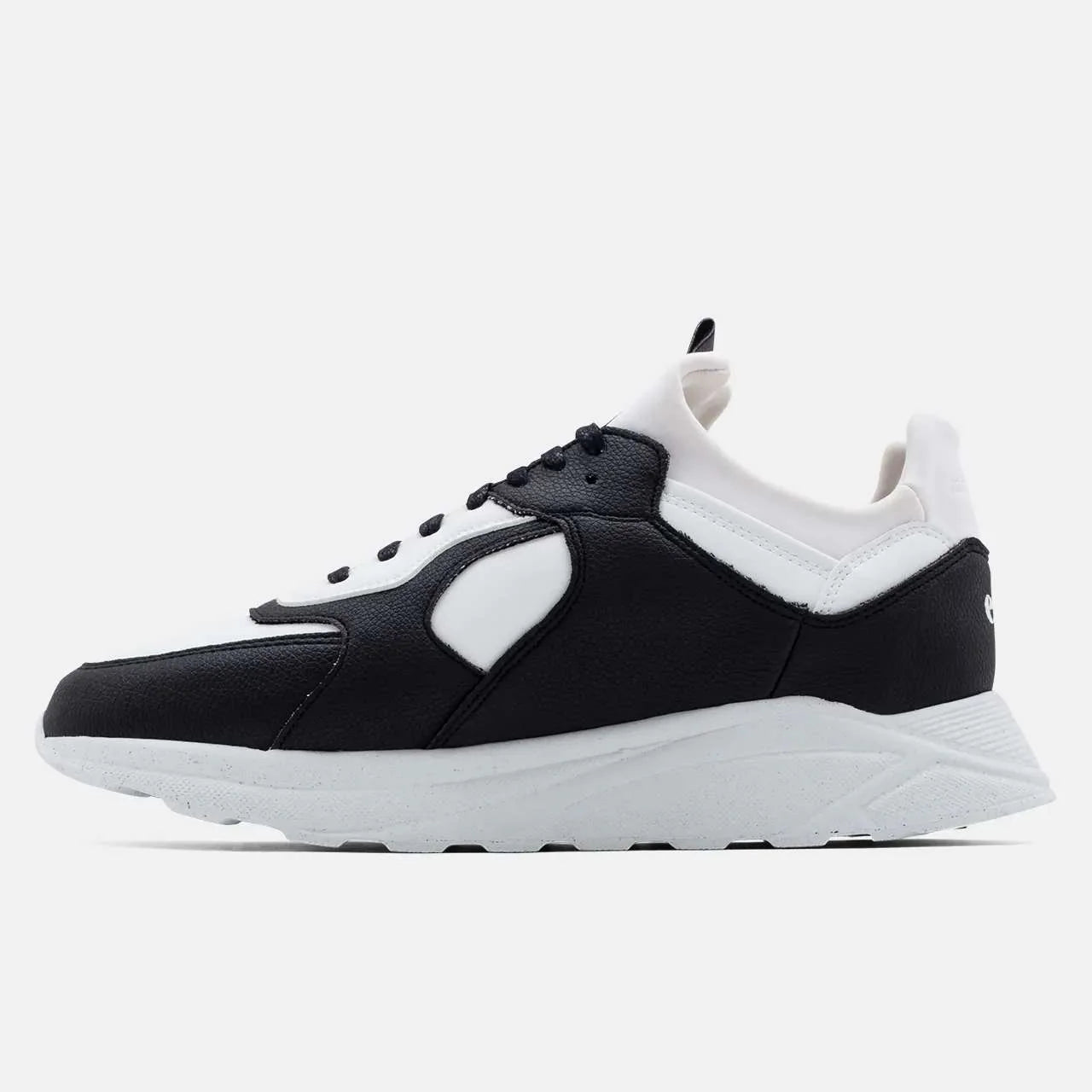Larch Sneaker in Dual Vegan