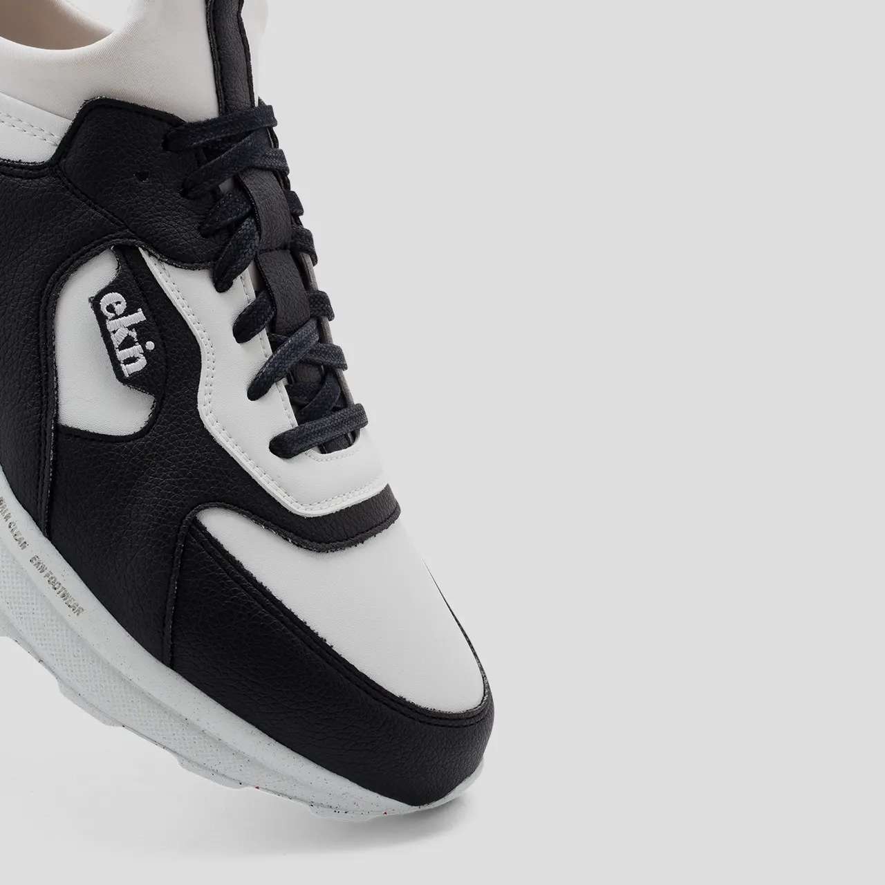 Larch Sneaker in Dual Vegan - Milu James St