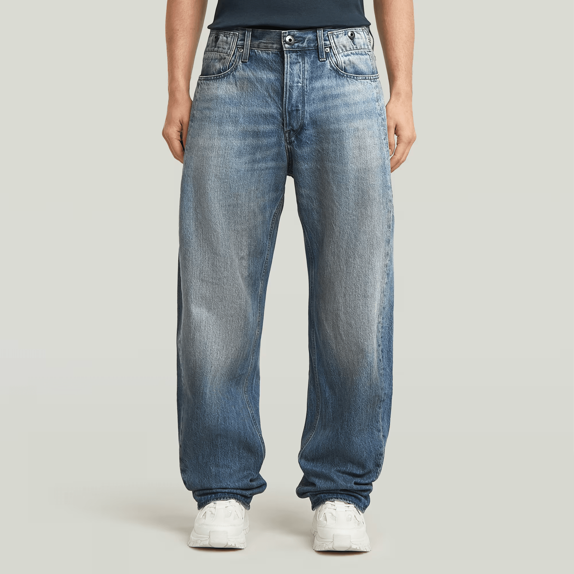 Bend Loose Jeans in Vintage Gold Digger