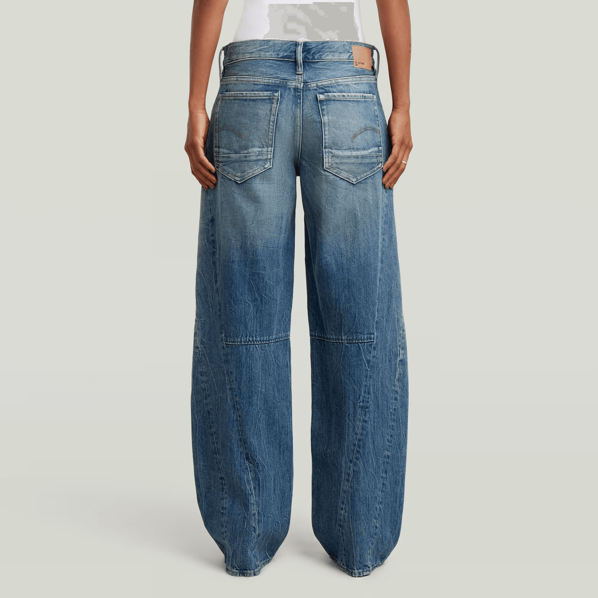 Contor Barrel Loose Jeans in Antique Faded Marble Zircon - Milu James St