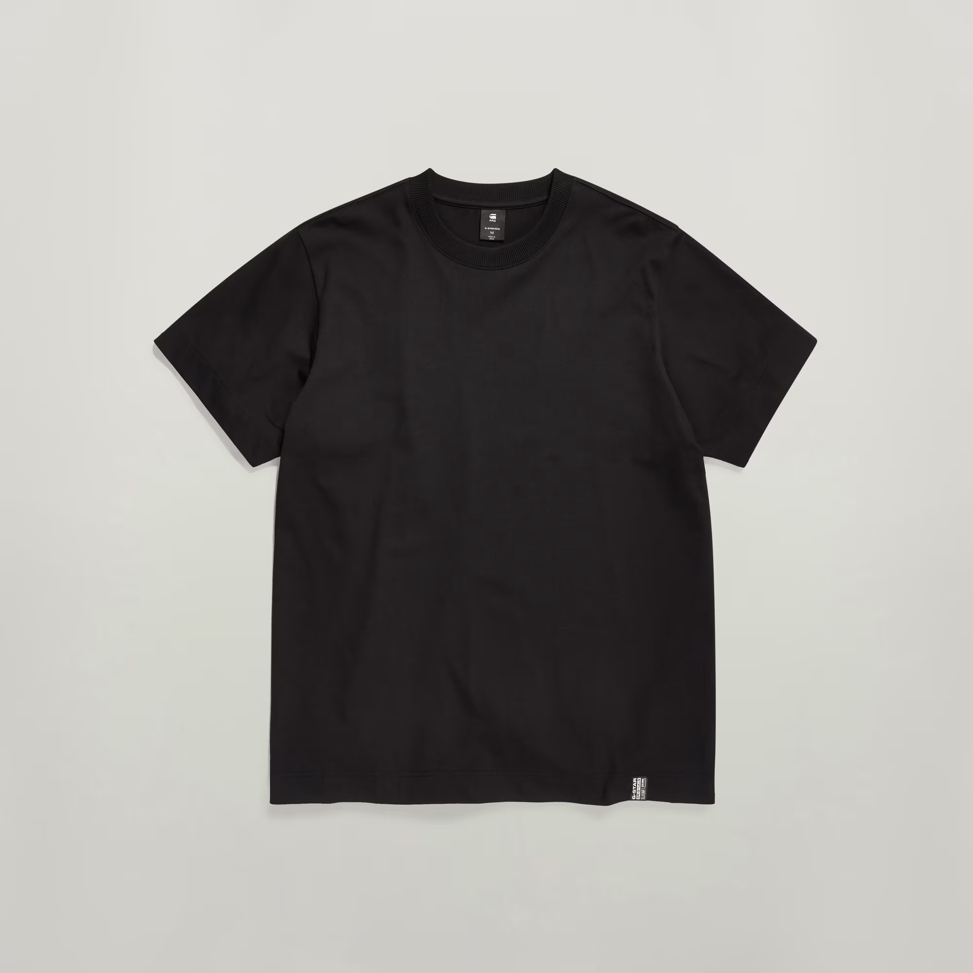 Essential Loose T-Shirt in Dark Black