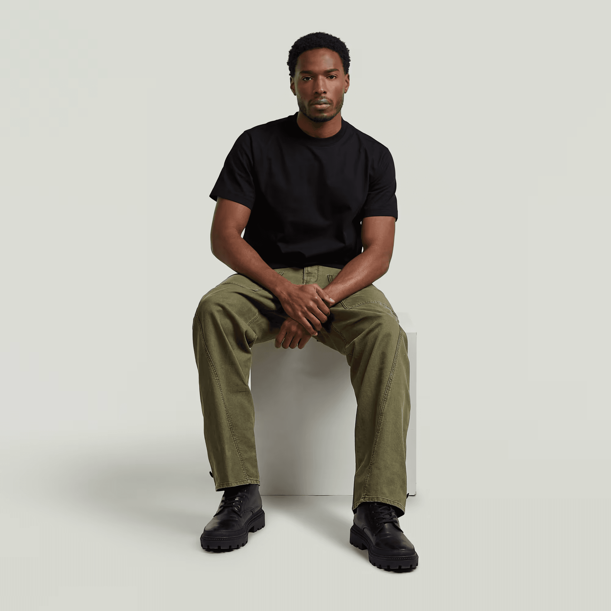 Fatigue Cargo Pants in Shadow Olive - Milu James St