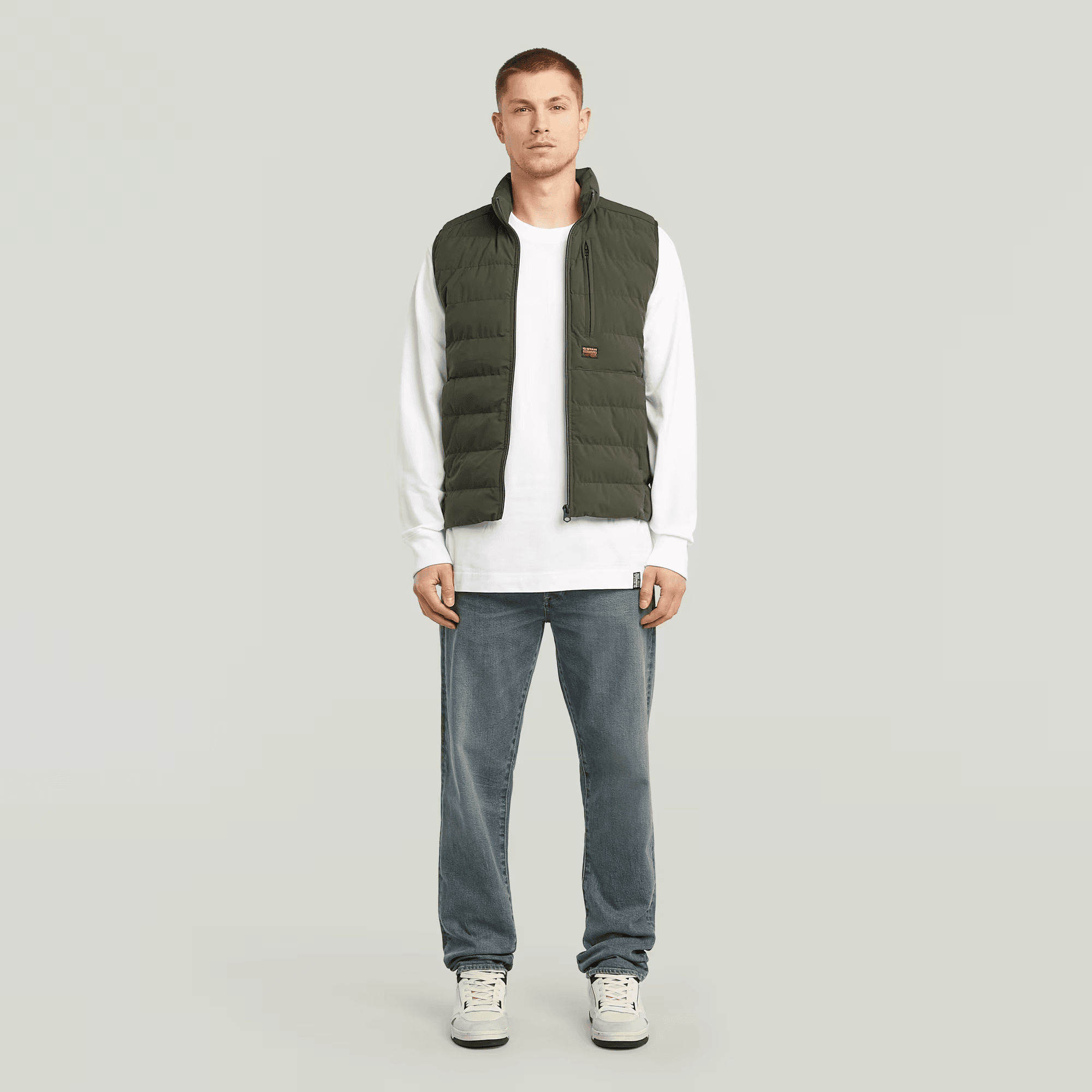 Foundation Liner Vest in Asfalt