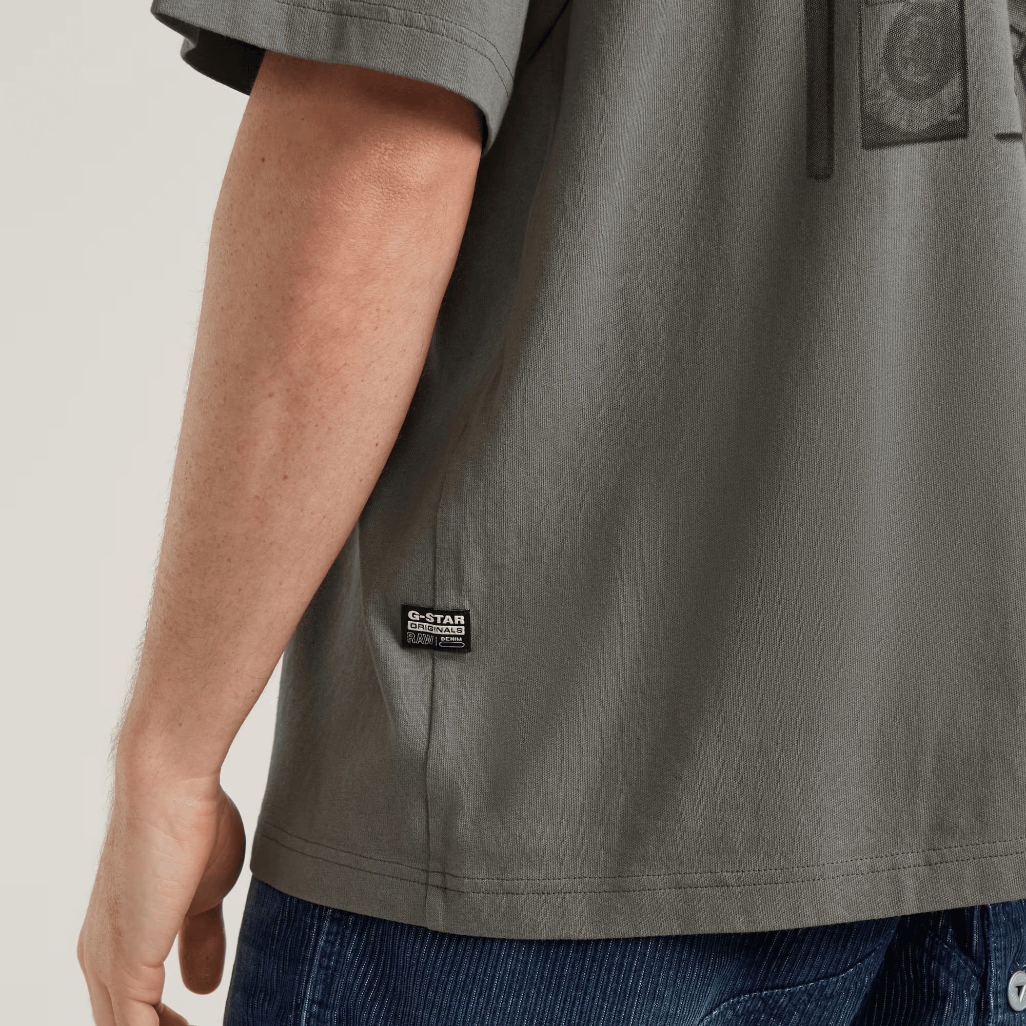 Knolling Back Graphic Boxy T-Shirt in Gs Grey