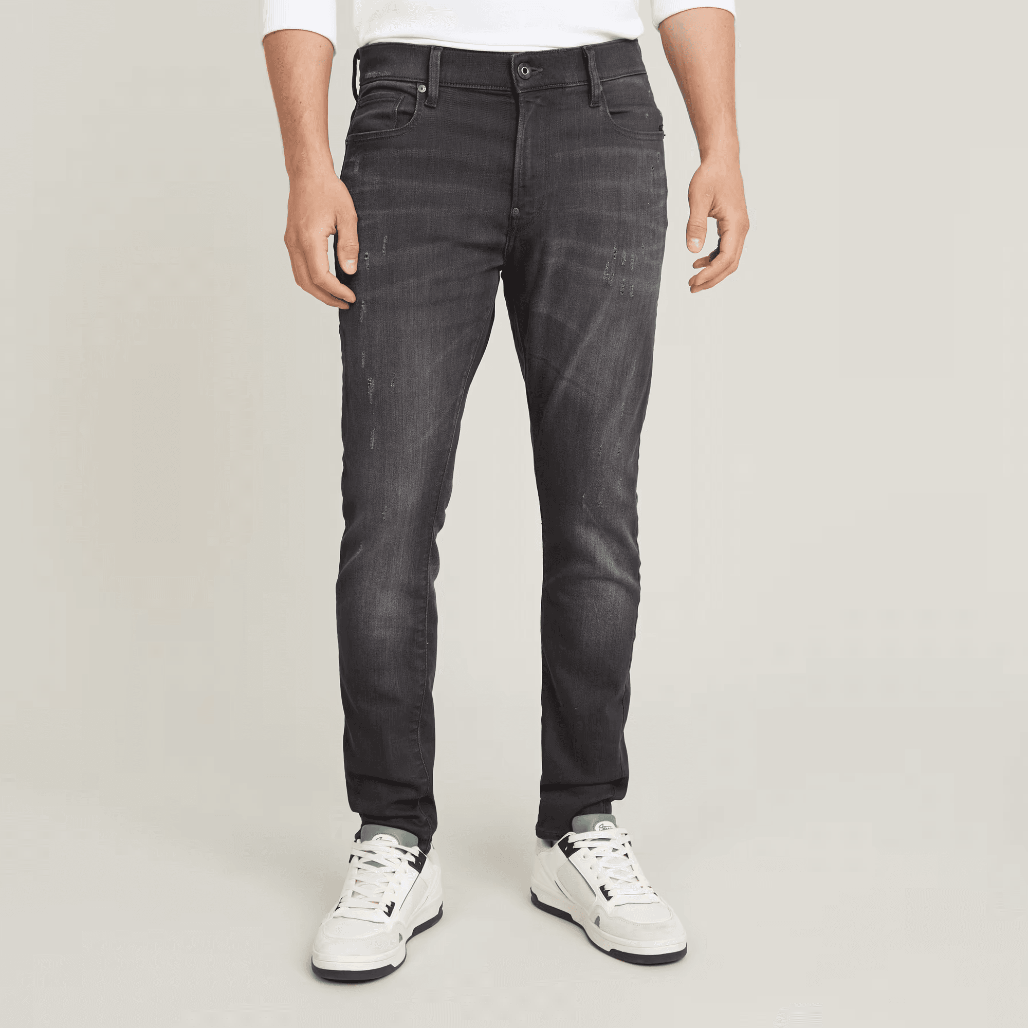 Revend Skinny Jeans in Light Aged Destroy