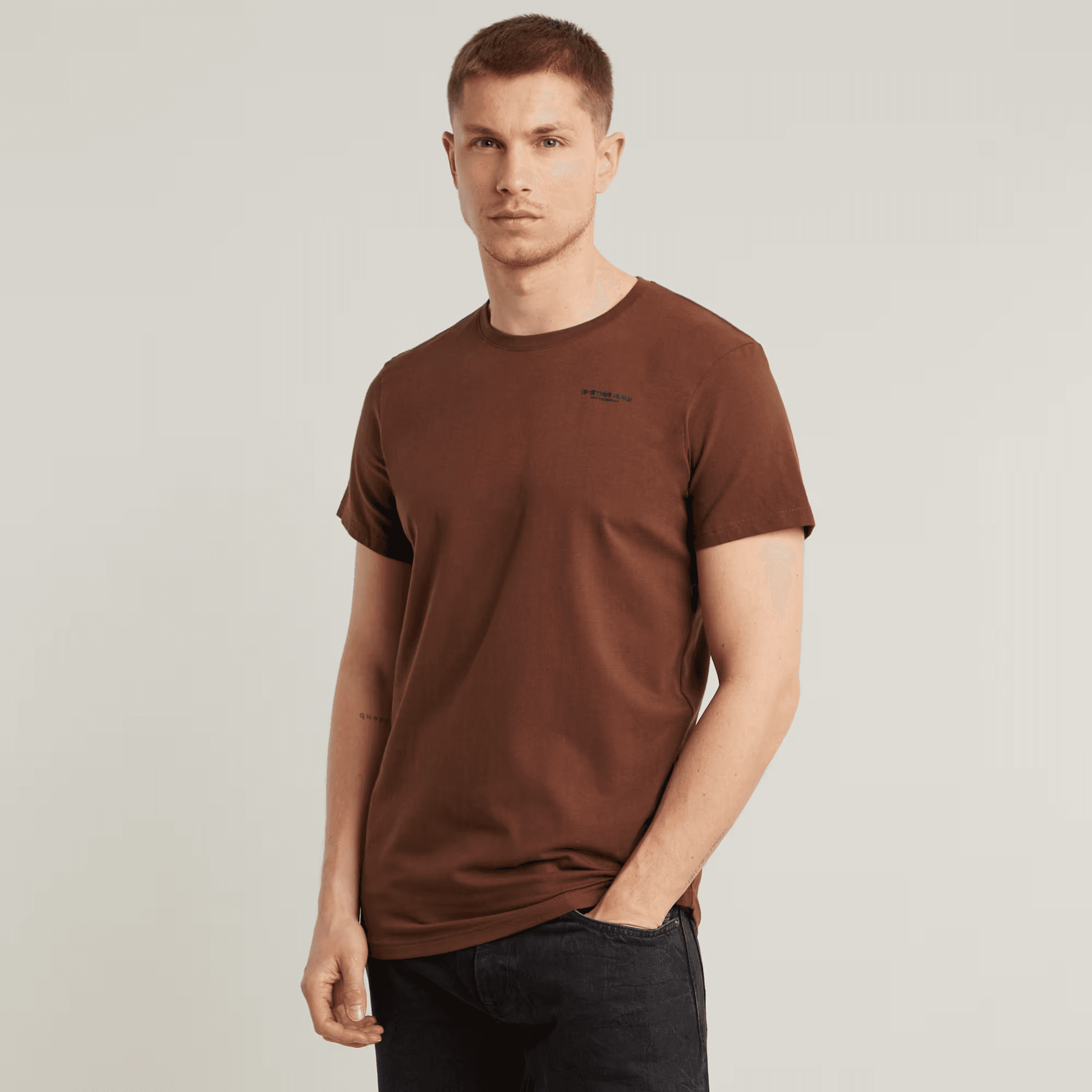 Slim Base T-Shirt in Dark Plum