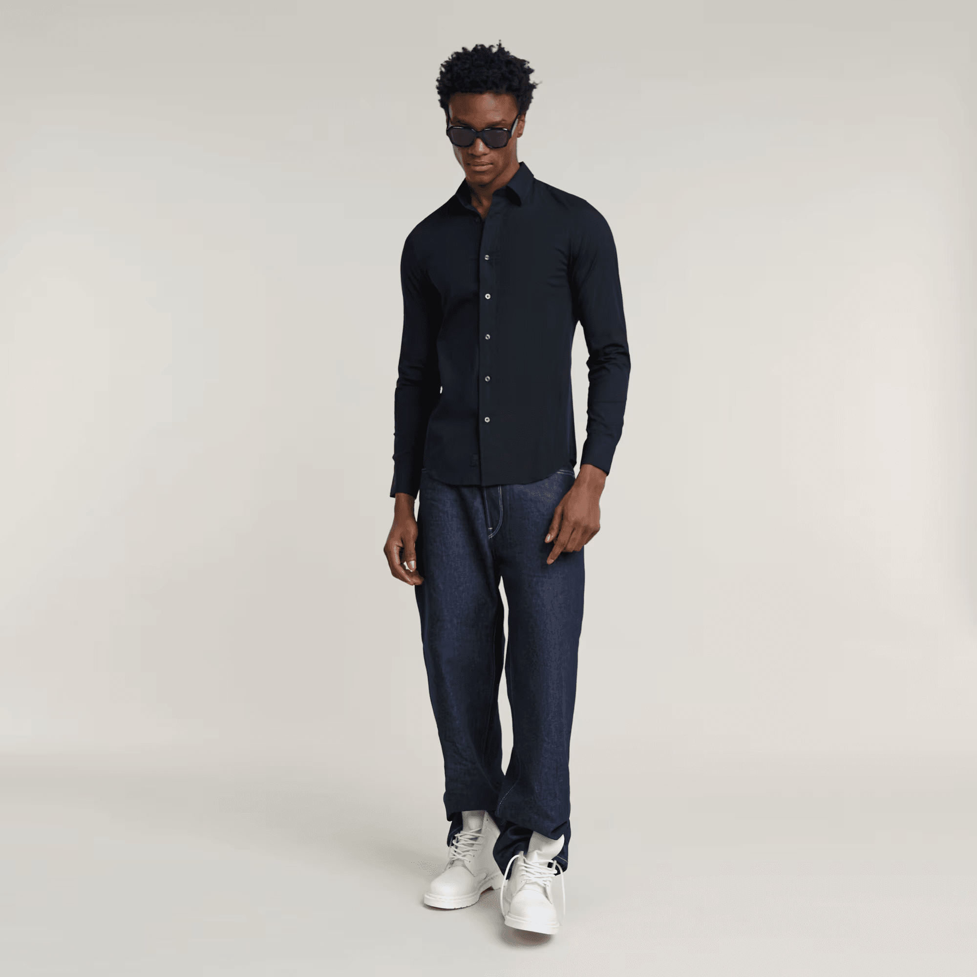 Uniform Slim Shirt in Salute