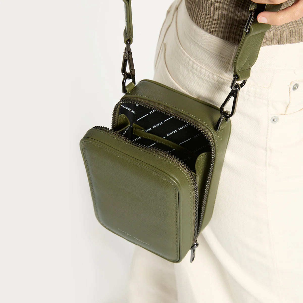 Good Life Leather Bag in Khaki