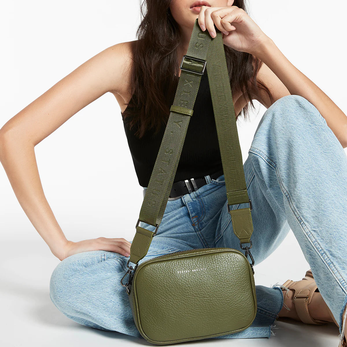 Plunder Leather Bag with Webbed Strap in Khaki