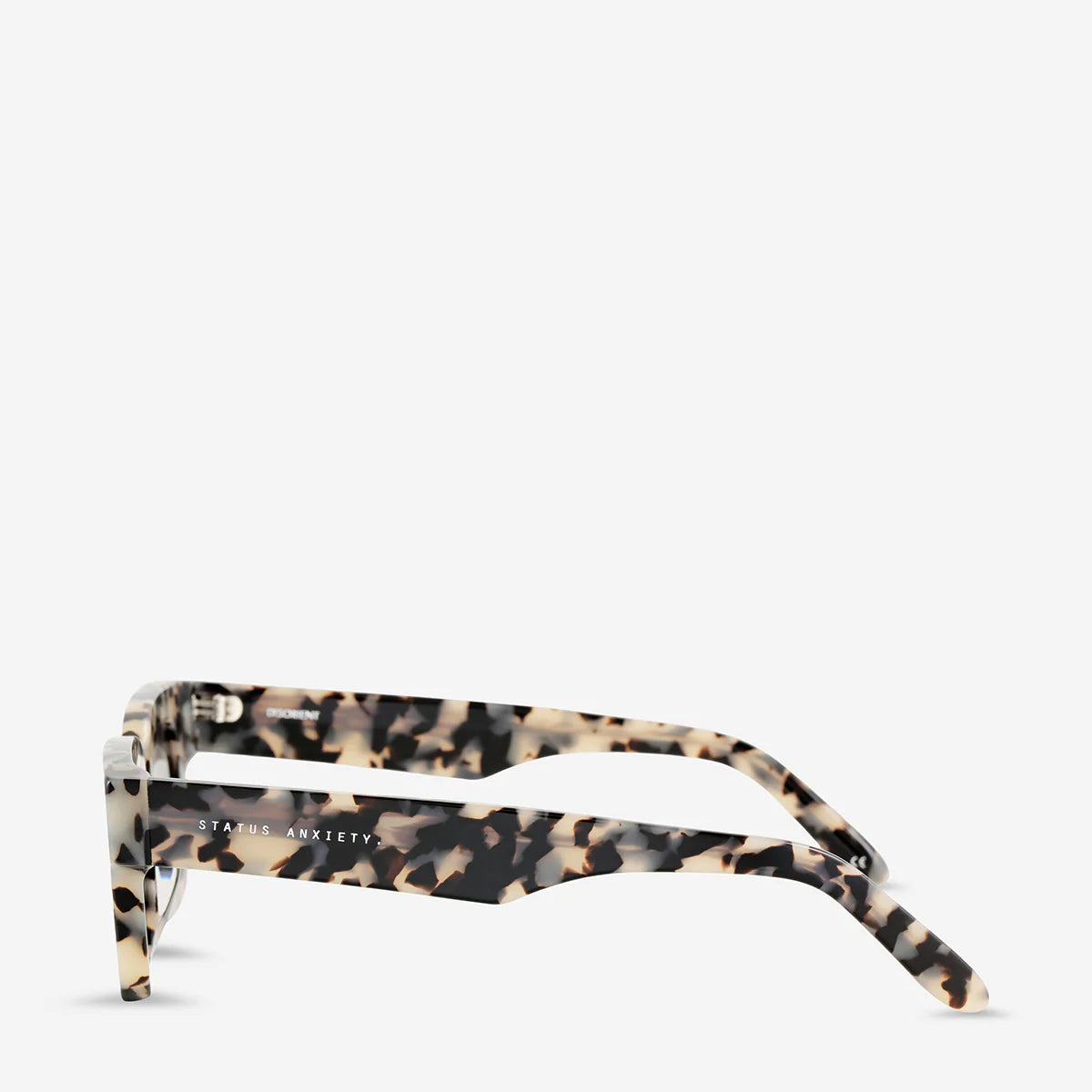 Disorient Sunglasses in White Tort